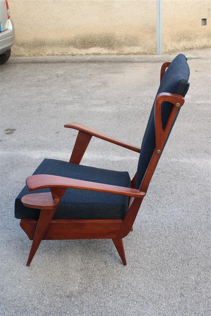 Mid-century Italian geometric shapes armchair Paolo Buffa Design in Walnut  For Sale 5