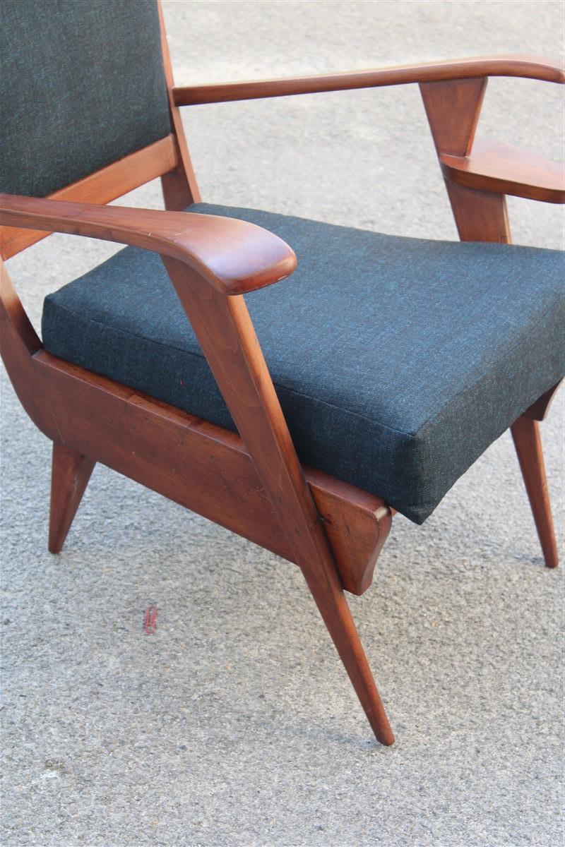 Mid-century Italian geometric shapes armchair Paolo Buffa Design in Walnut  For Sale 1