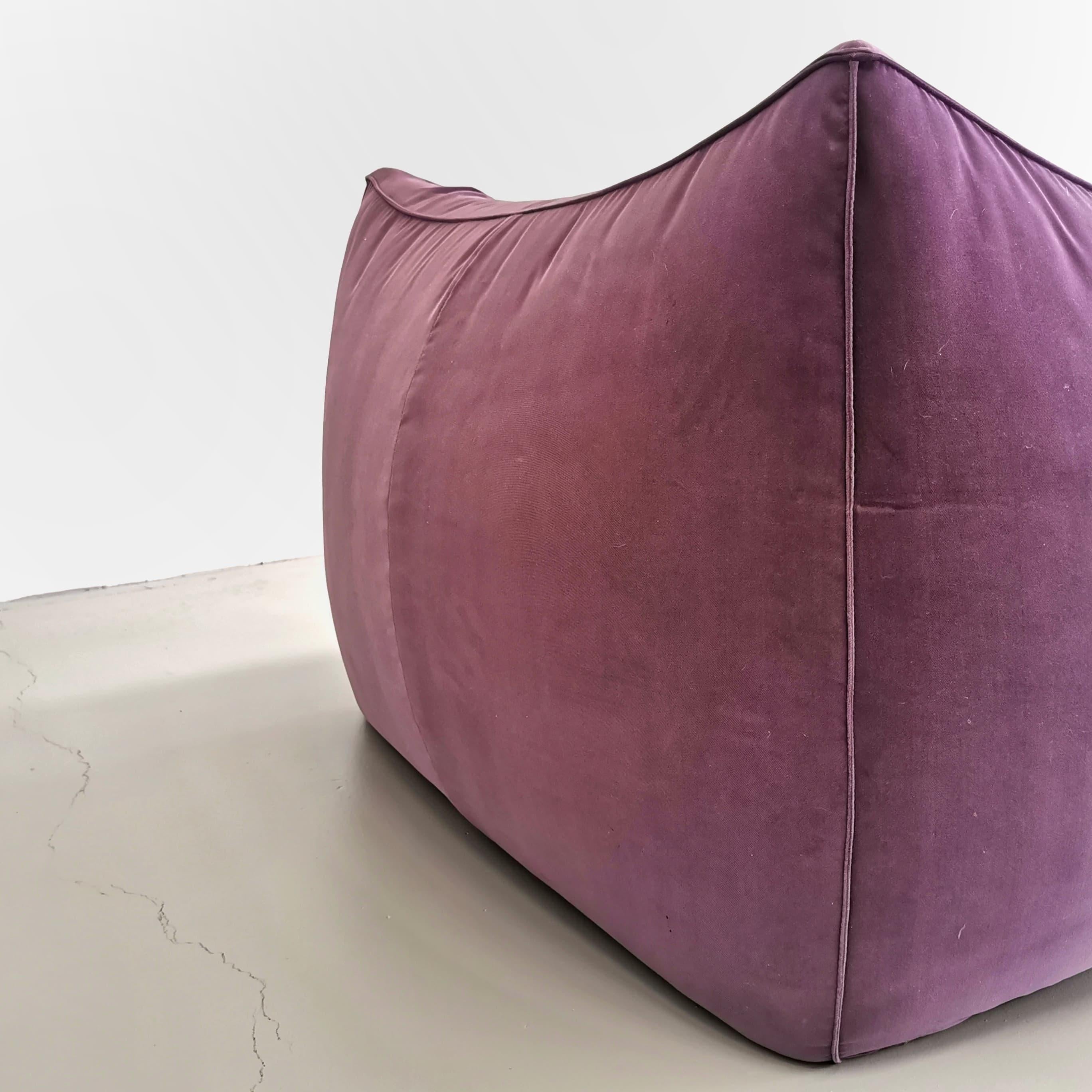 armchair model Bambole by Mario Bellini for B&B purple velvet For Sale 8