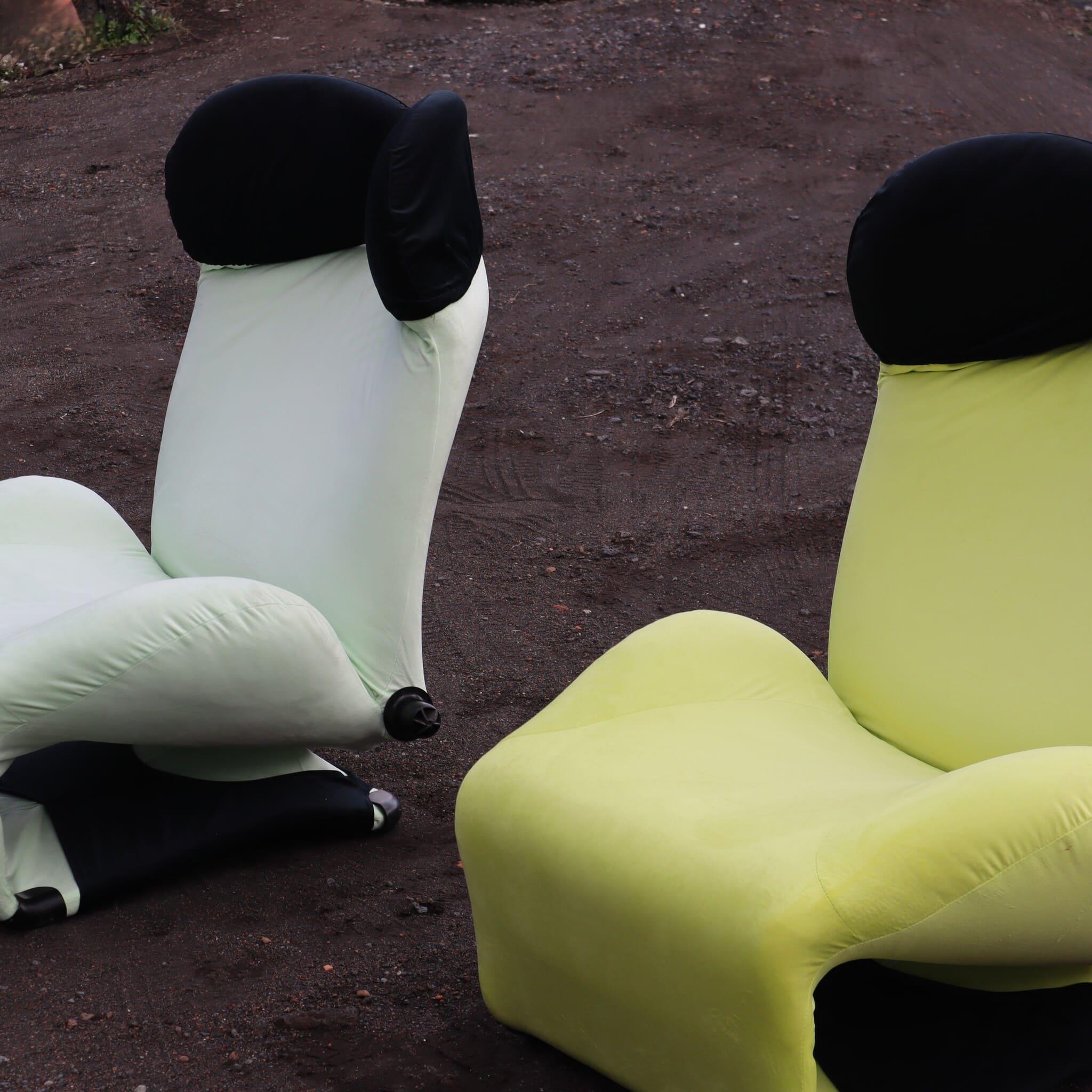 Mid-Century Modern Armchair or chaise longue Wink by Cassina, Design Toshiyuki Kita, Italy, 1980s For Sale
