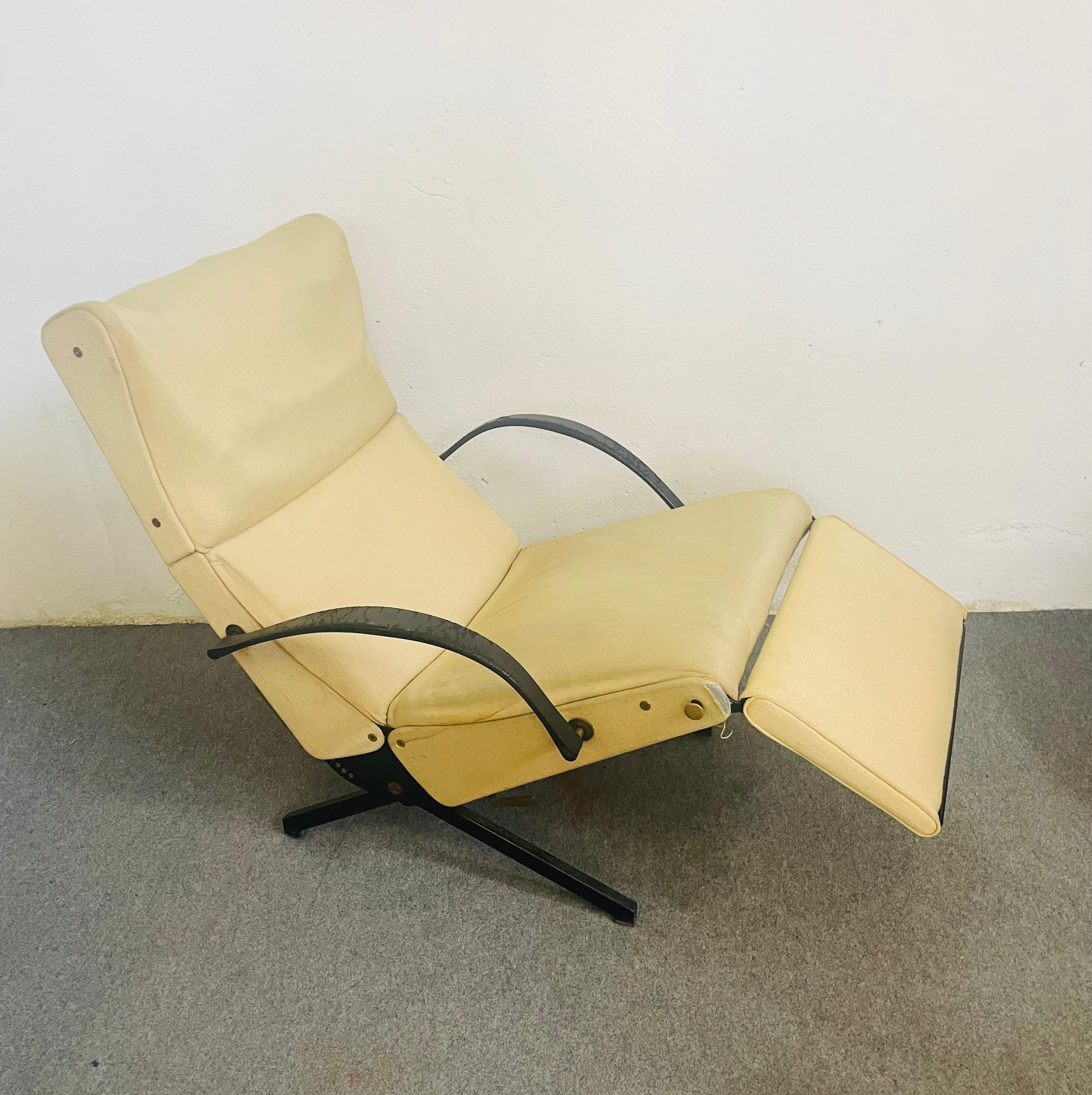Métal Poltrona P40, designer Osvaldo Borsani, produzione Tecno en vente