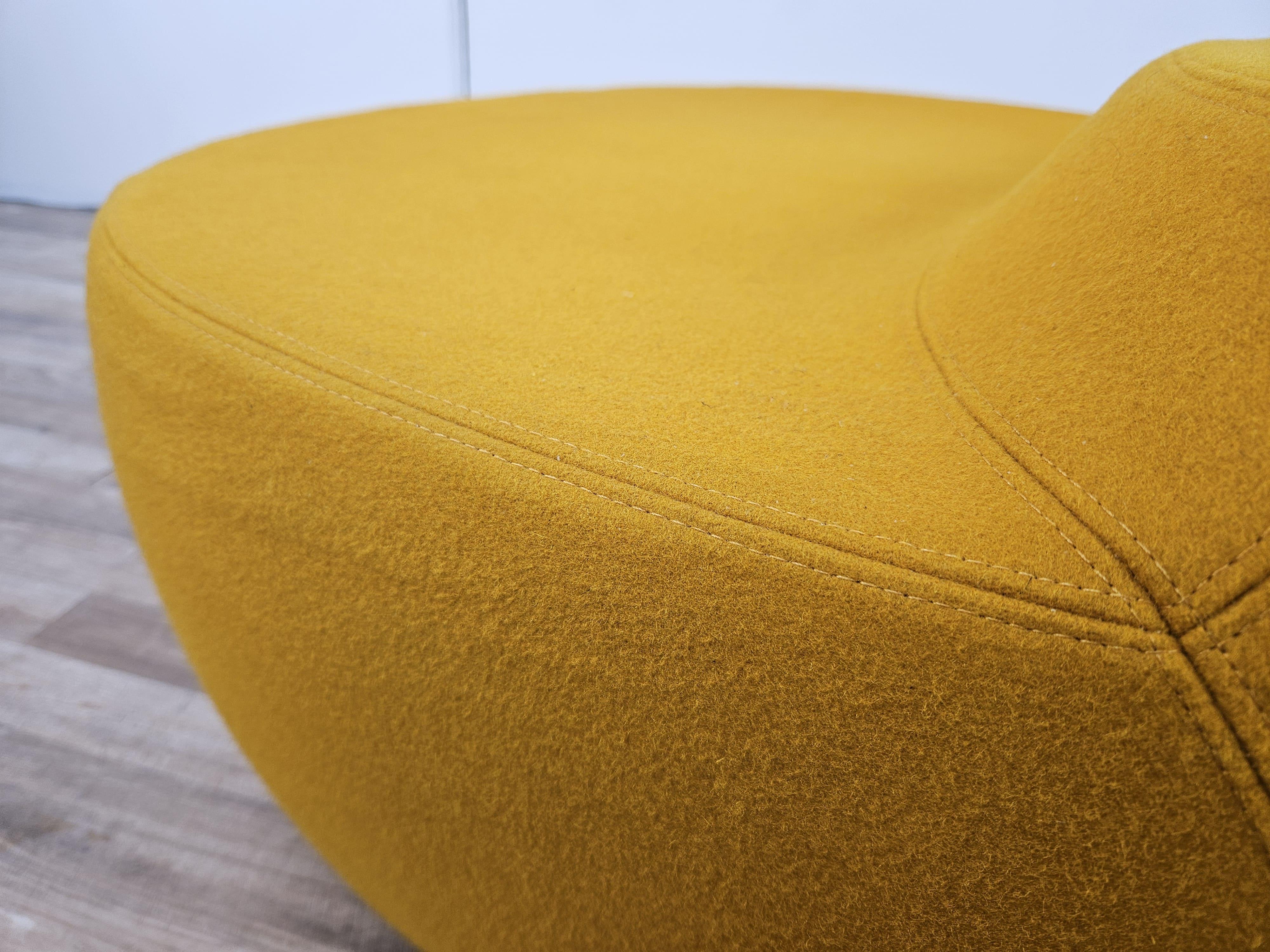 Saruyama Islands armchair by Toshiyuki Kita for Moroso For Sale 3