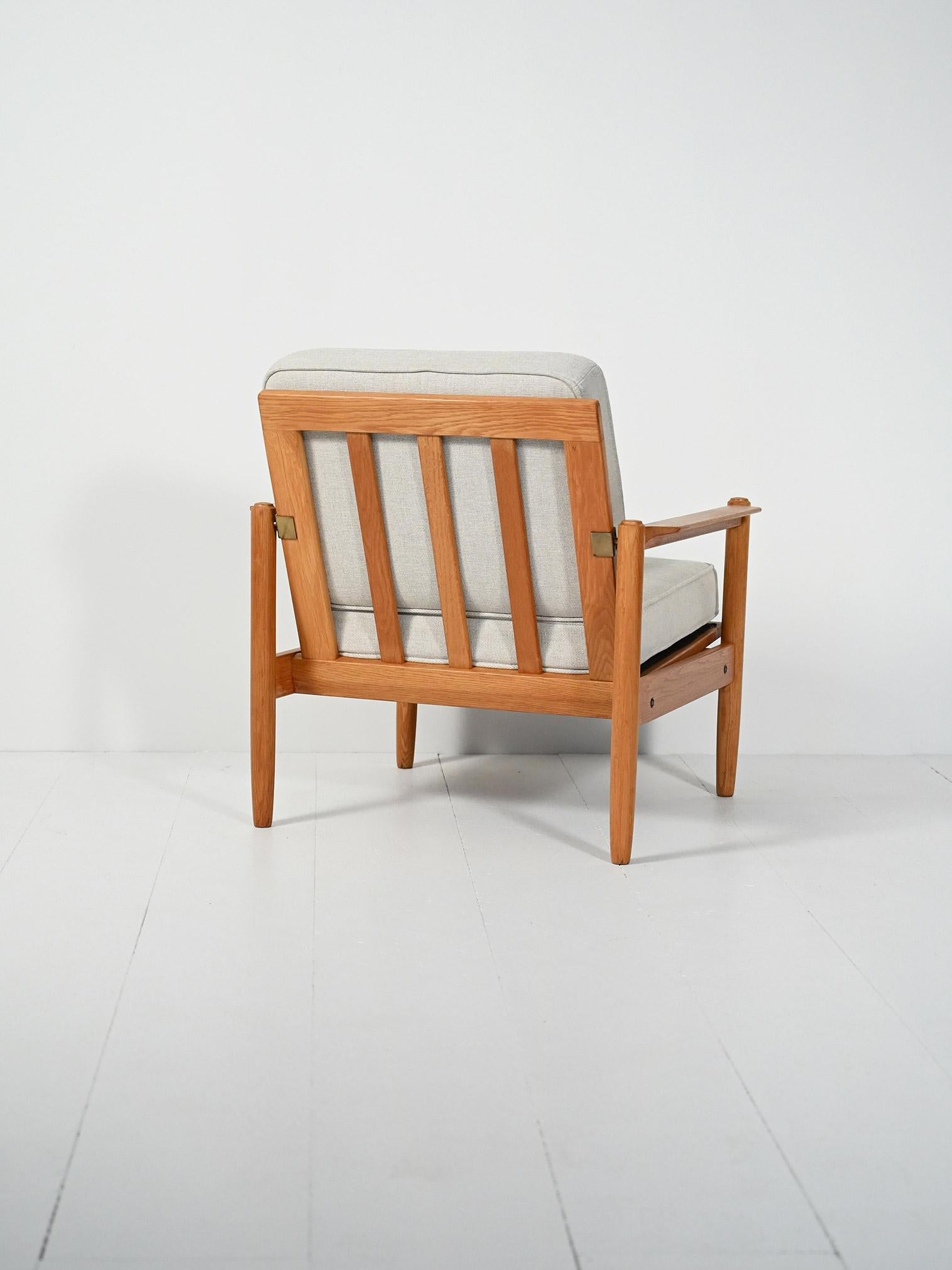 Poltrona escandinava in rovere anni 50/60 Escandinavo en venta