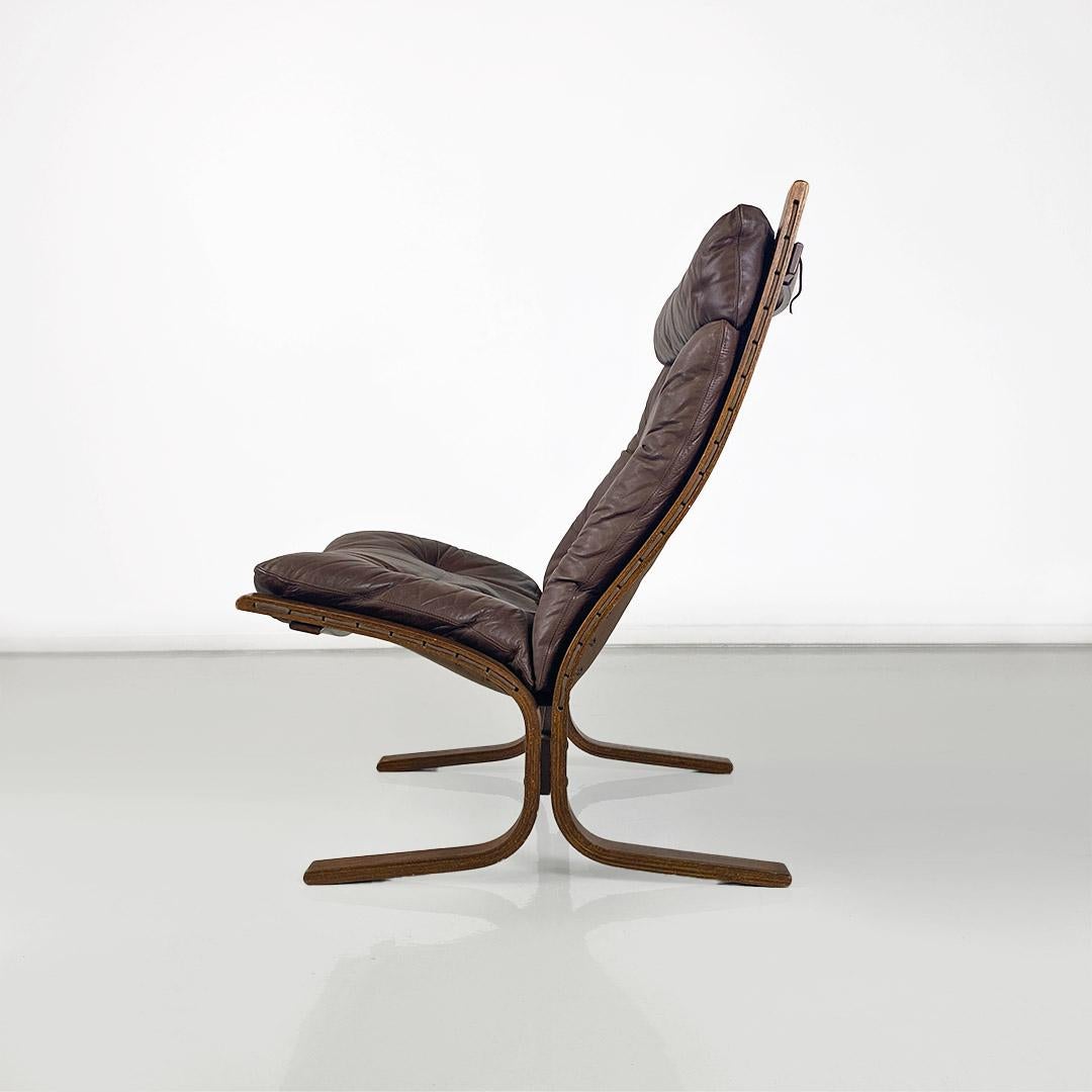 Norwegian Siesta armchair in wood and leather by Ingmar Relling for Westnofa Vestlandske 1970 For Sale