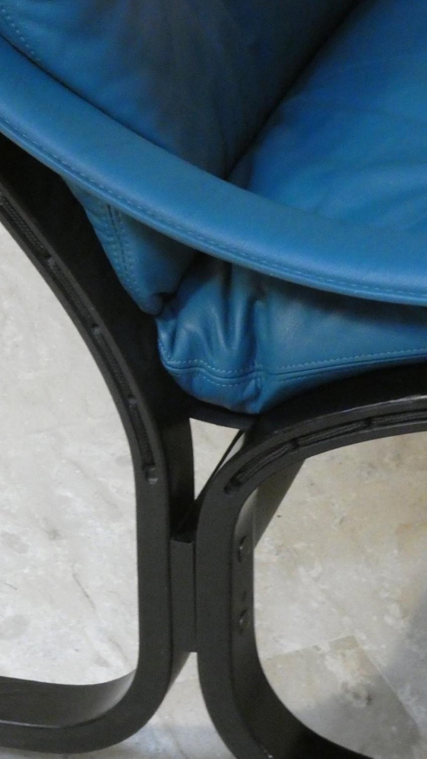 Siesta armchair in wood and leather by Ingmar Relling for Westnofa Vestlandske For Sale 4