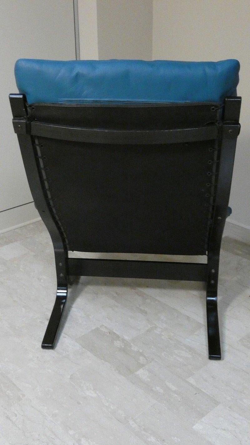 Norwegian Siesta armchair in wood and leather by Ingmar Relling for Westnofa Vestlandske For Sale