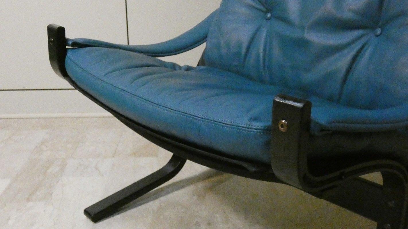 Leather Siesta armchair in wood and leather by Ingmar Relling for Westnofa Vestlandske For Sale