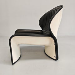 Fauteuil en cuir de l'ère spatiale  "Lotus' par André Vandenbeuck pour Strassle 1960s