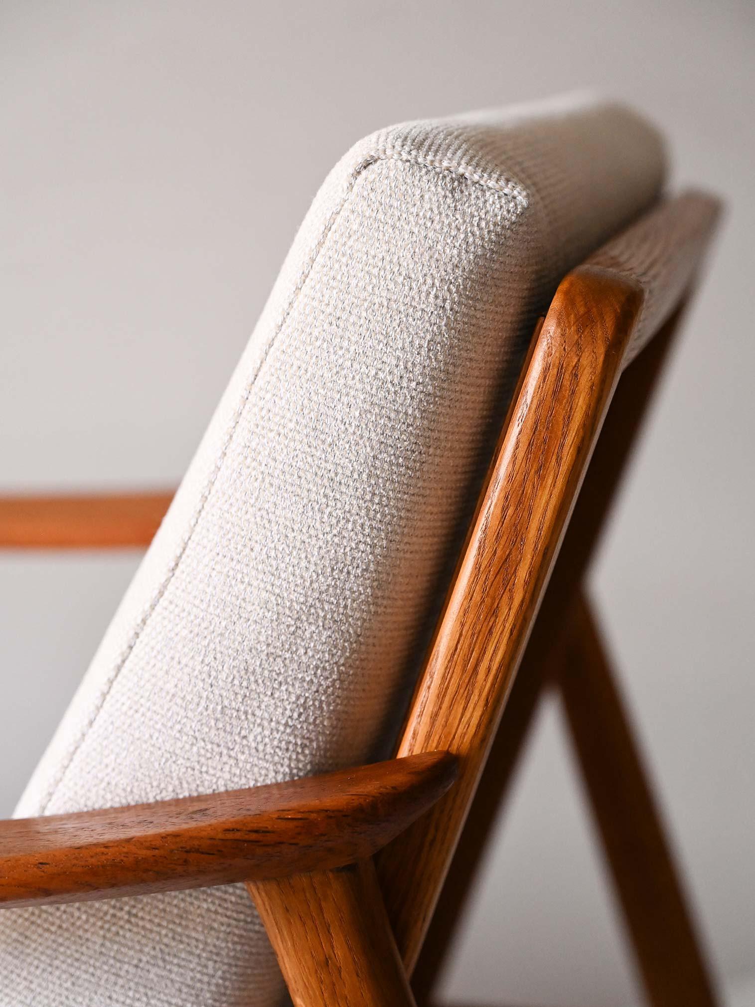 Mid-20th Century Poltrona svedese in teak di Folke Ohlsson per DUX in vendita
