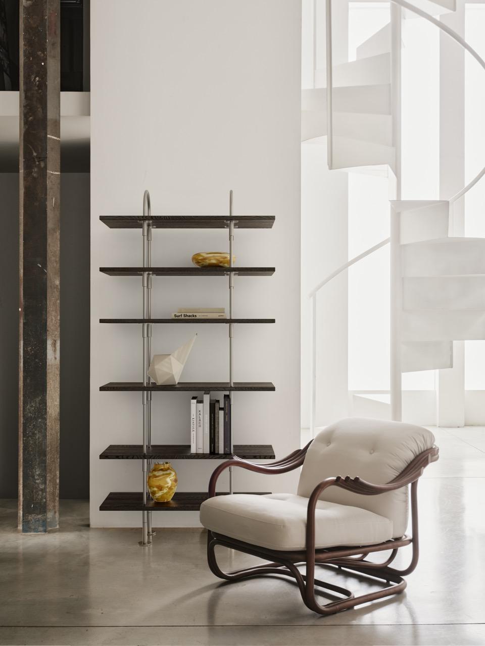 Poltrona Tria Lounge Chair in Rattan by Carlo de Carli for GUBI Tapicería en venta