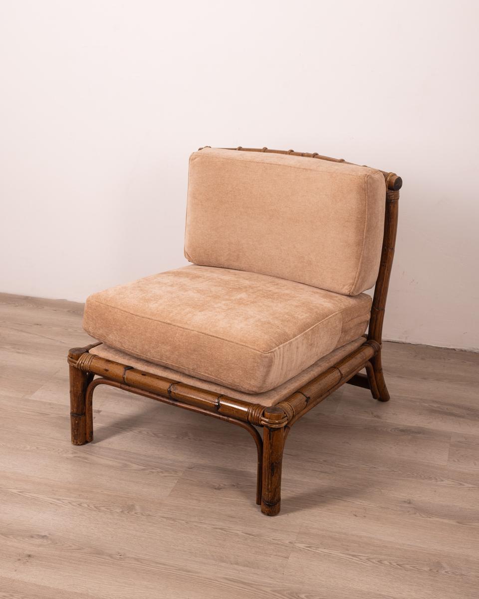 Bamboo and wicker frame armchair with beige fabric cover, 1960s, Italian design.

CONDITION: In good condition, may show signs of wear given by time.

DIMENSIONS: Height 76 cm; Width 68 cm; Length 69 cm

MATERIAL: Bamboo and Fabric

YEAR OF