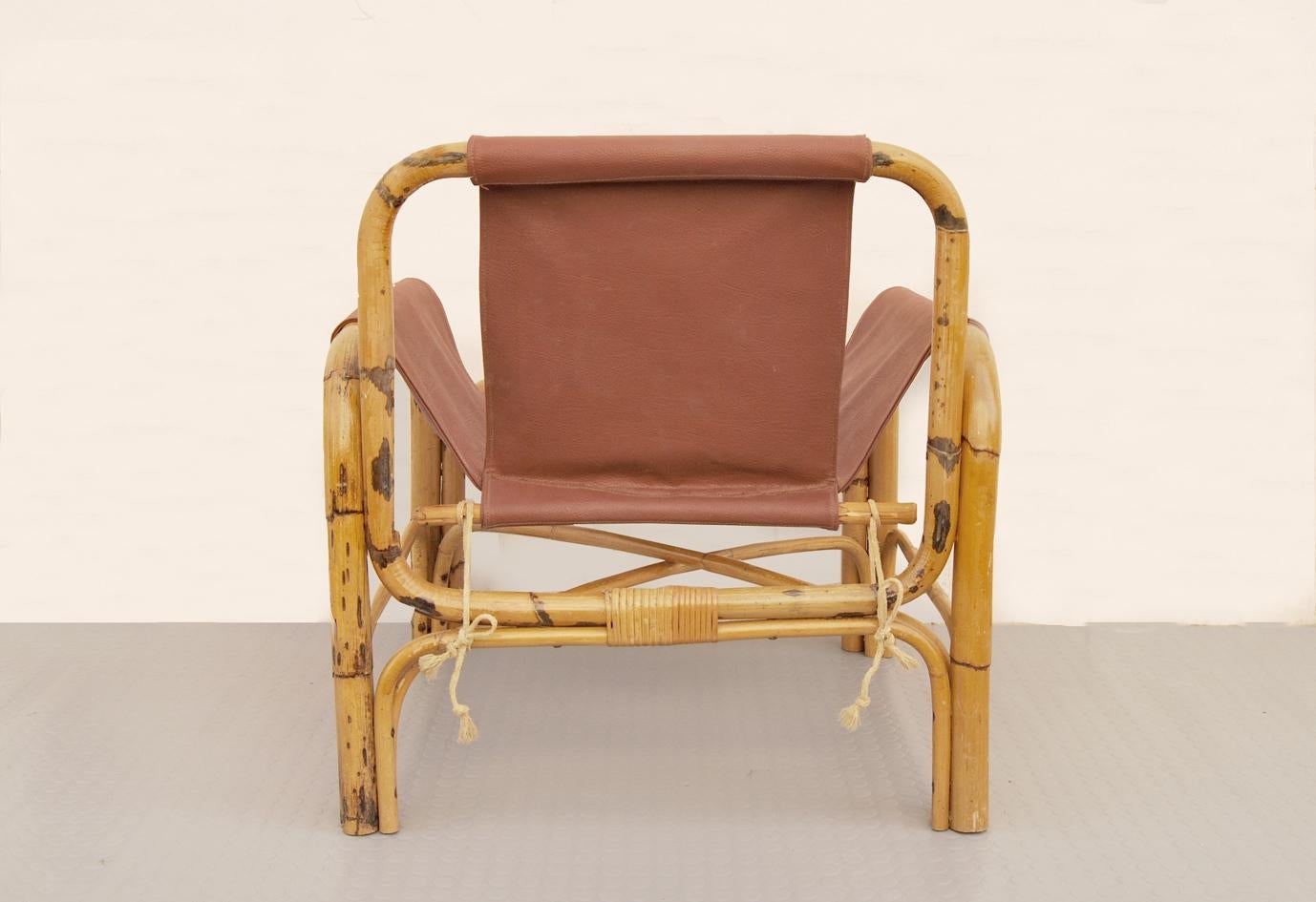 Vintage 1960s bamboo ARMCHAIR in the style of Bonacina In Good Condition For Sale In Bastia Umbra, IT