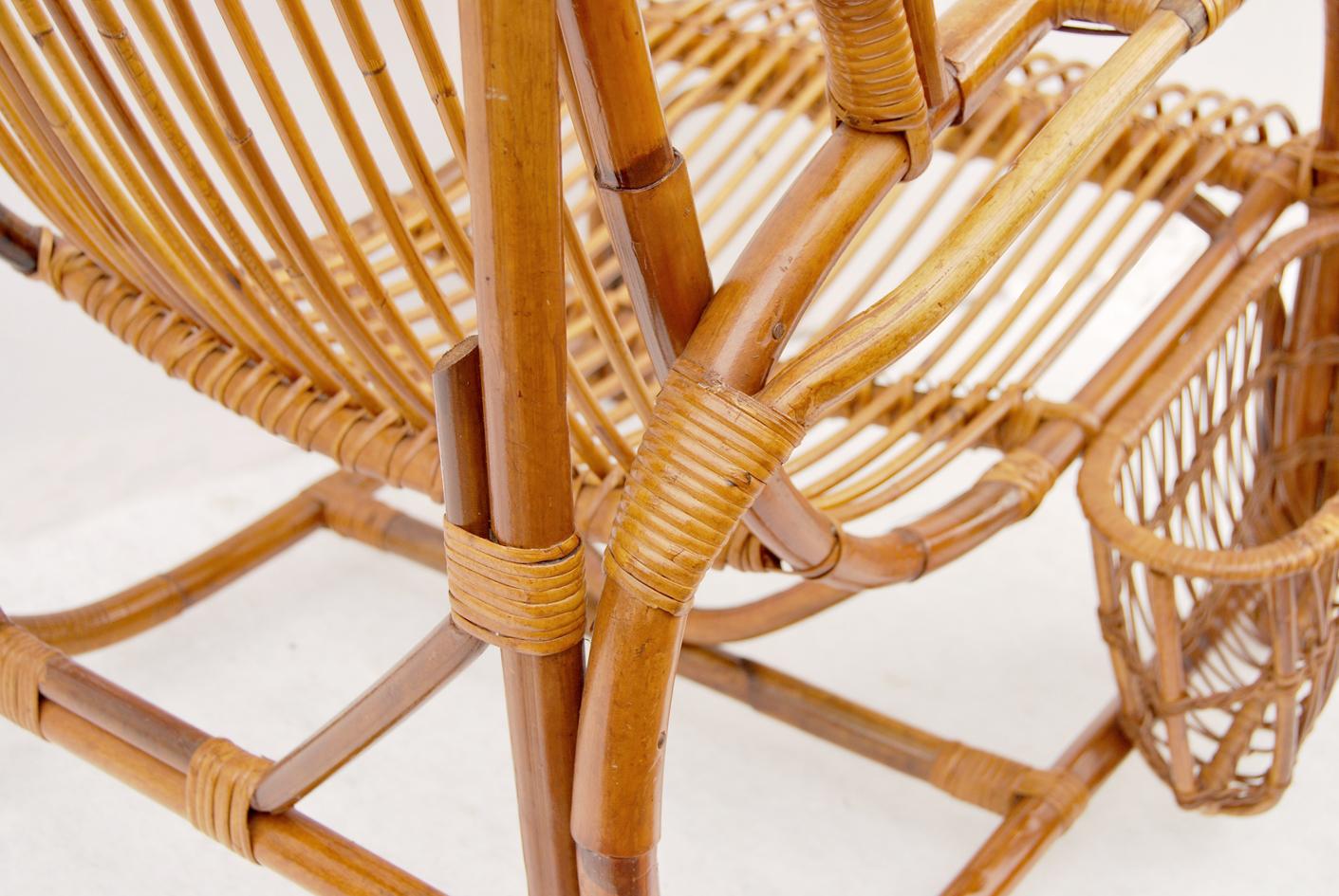 Mid-Century Modern Vintage bamboo and wicker ARMCHAIR For Sale