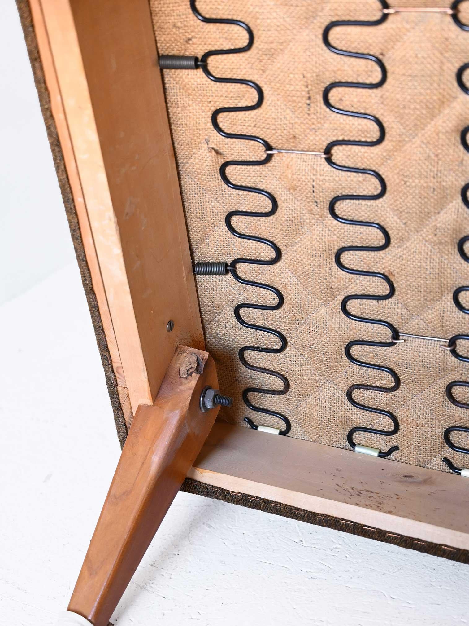 Skandinavischer Vintage-Sessel mit Originalstoff im Angebot 5
