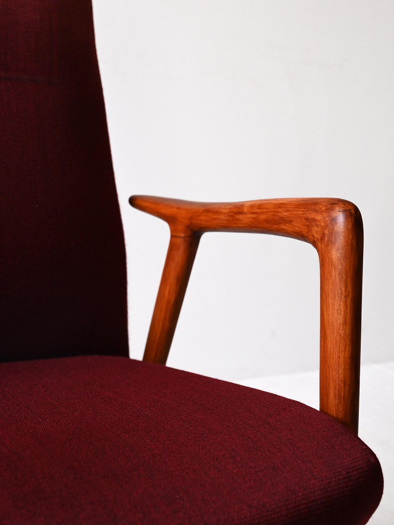 Sillón escandinavo vintage de la línea Studio Tela en venta