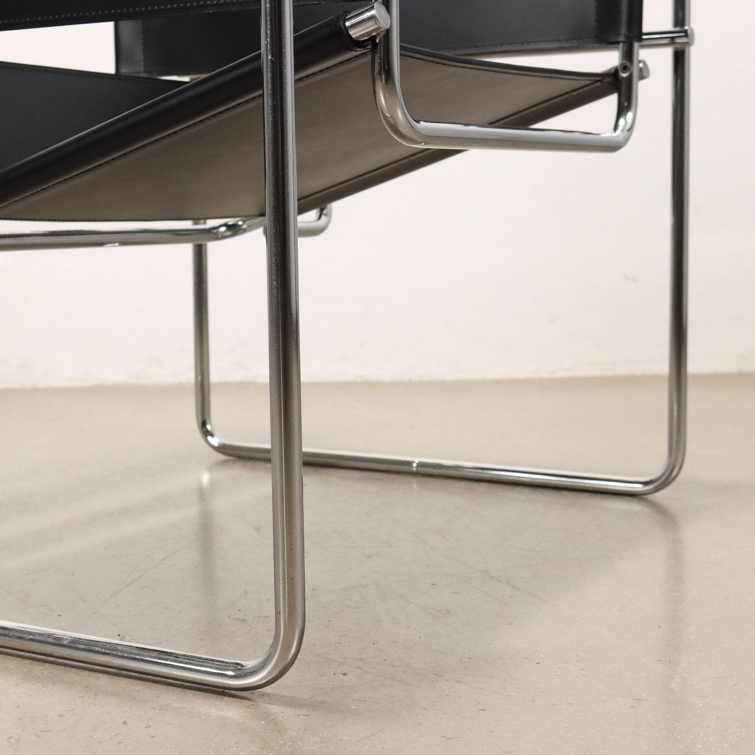 Marcel Breuer 'Wassily' Armchair for Gavina 1970s For Sale 2