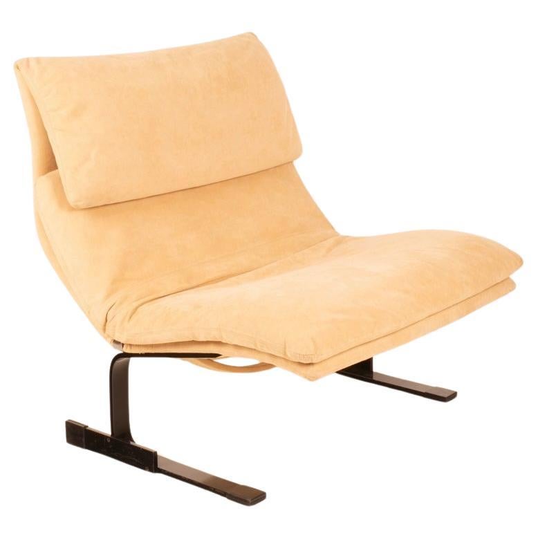 "Wave" armchair by Giovanni Offredi for Saporiti For Sale