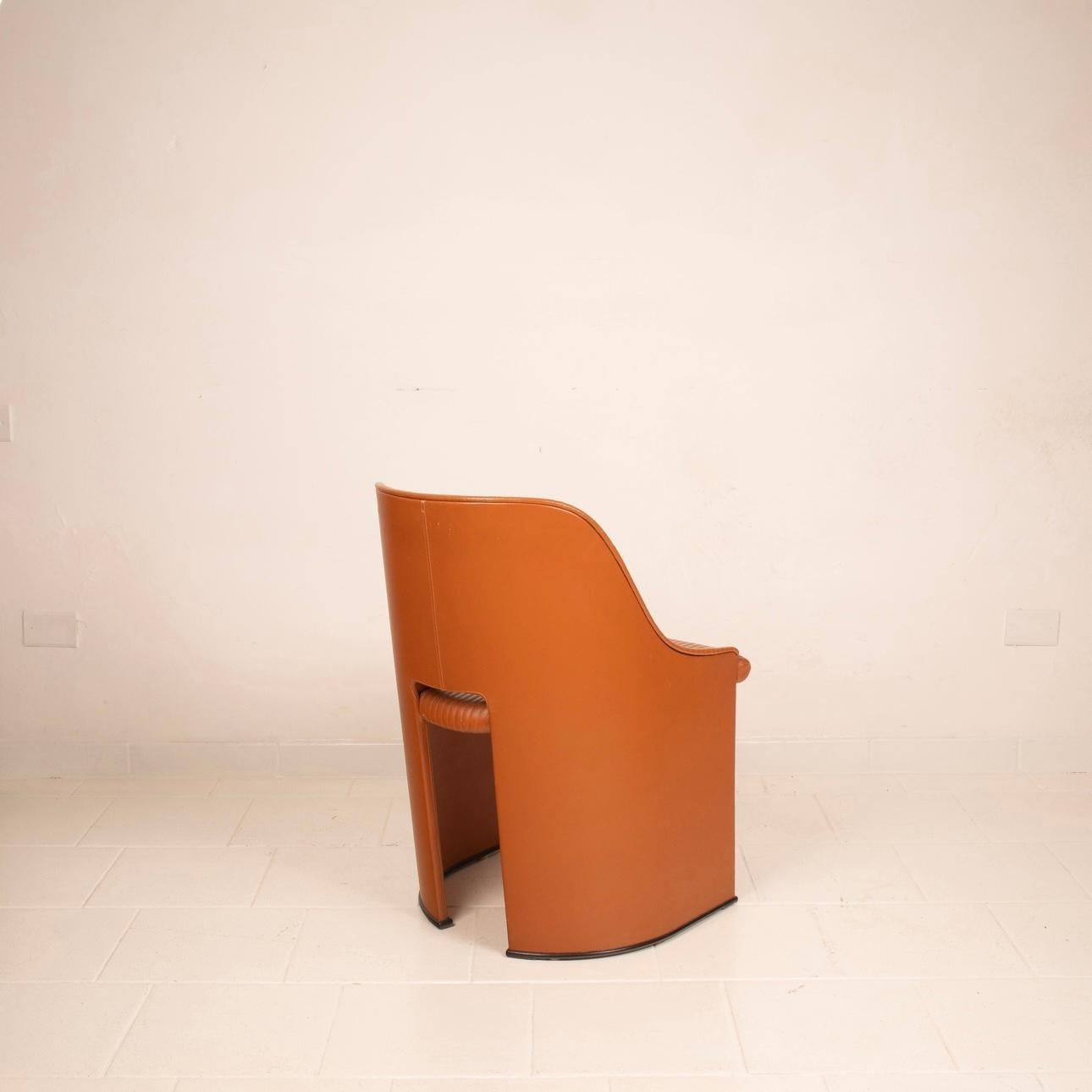 Artona Leather Armchair by Afra and Tobia Scarpa for Maxalto For Sale 10