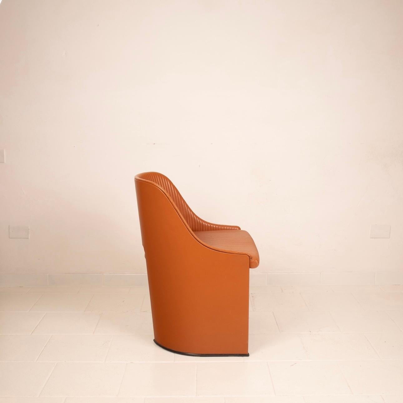 Artona Leather Armchair by Afra and Tobia Scarpa for Maxalto For Sale 11