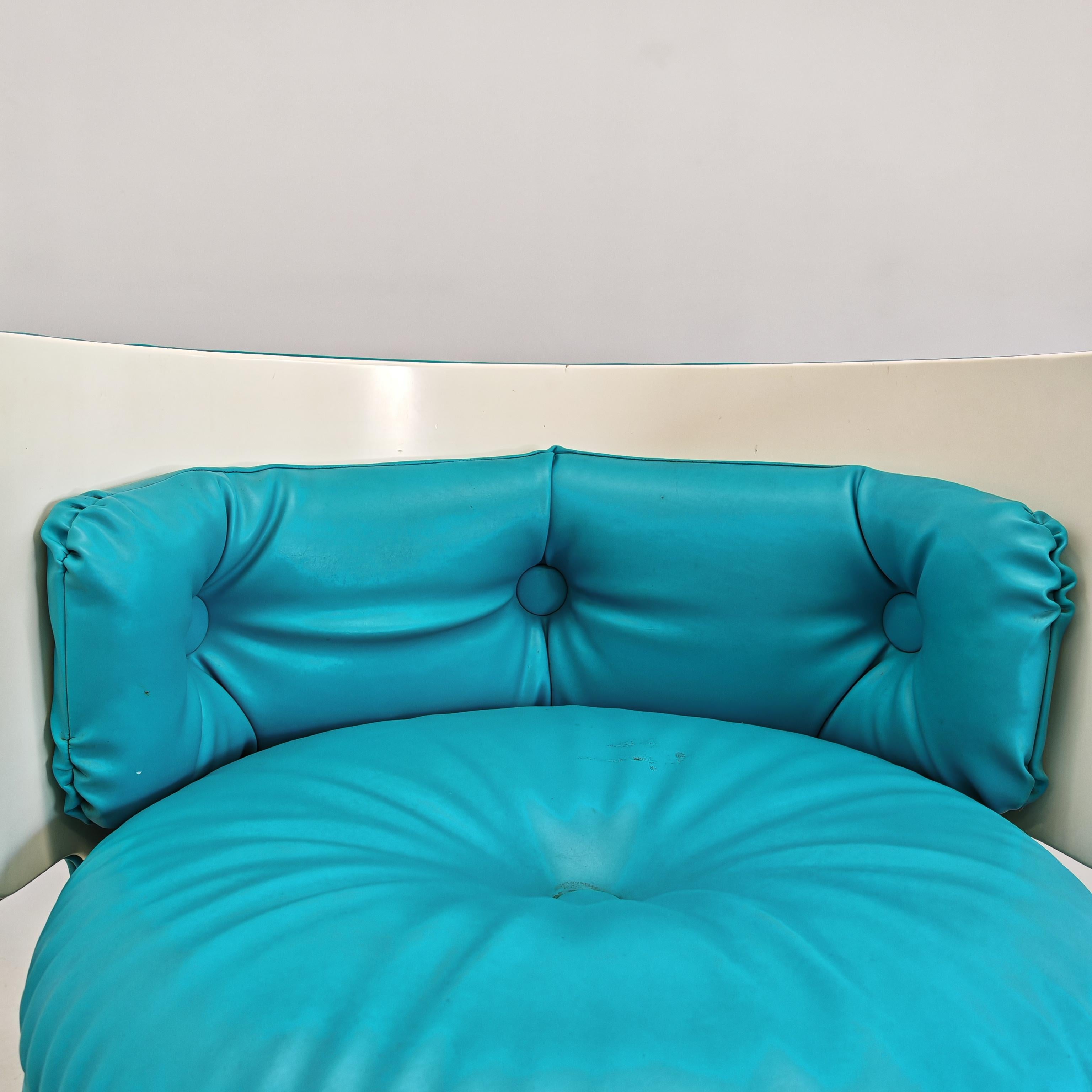 Poltroncina da camera Celeste anni 70 Dilly Dally di Massoni per Frau (Italian) im Angebot