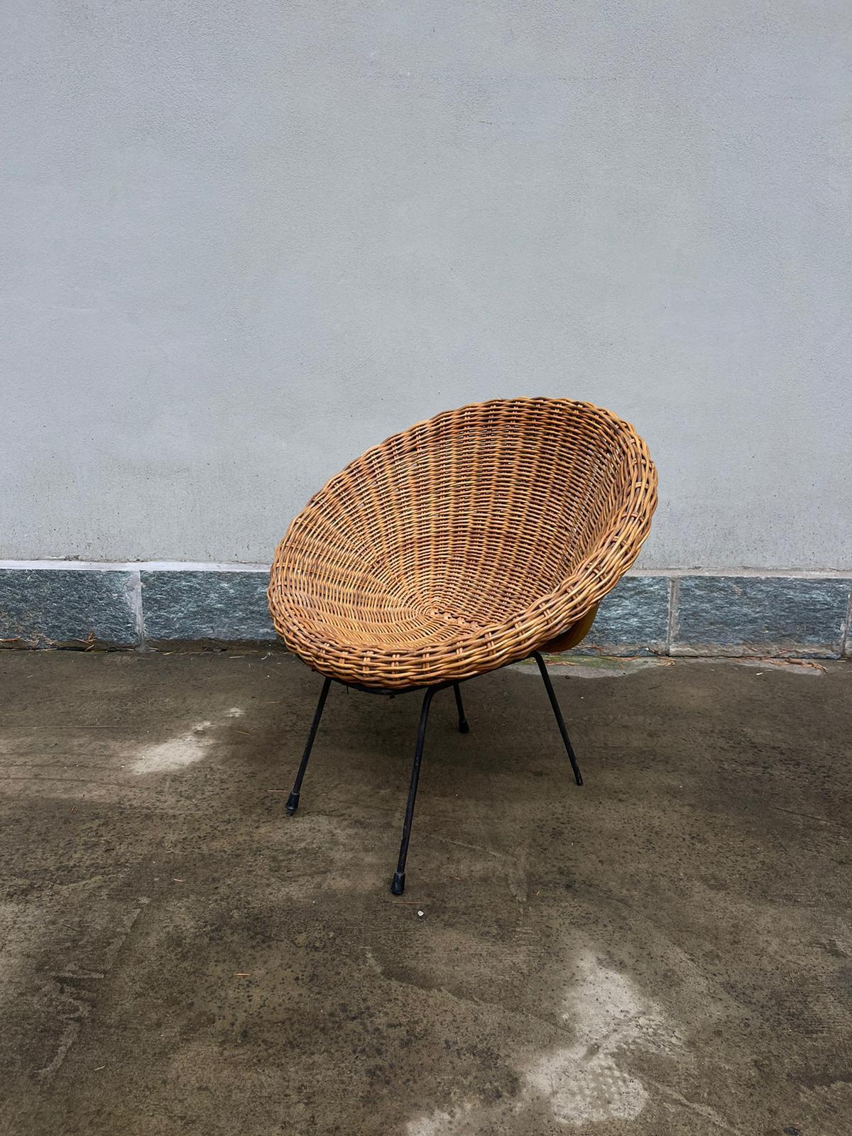 Jonc Poltroncina en Miniatura Design en Giunco Con Struttura en Ferro des années 1950 en vente