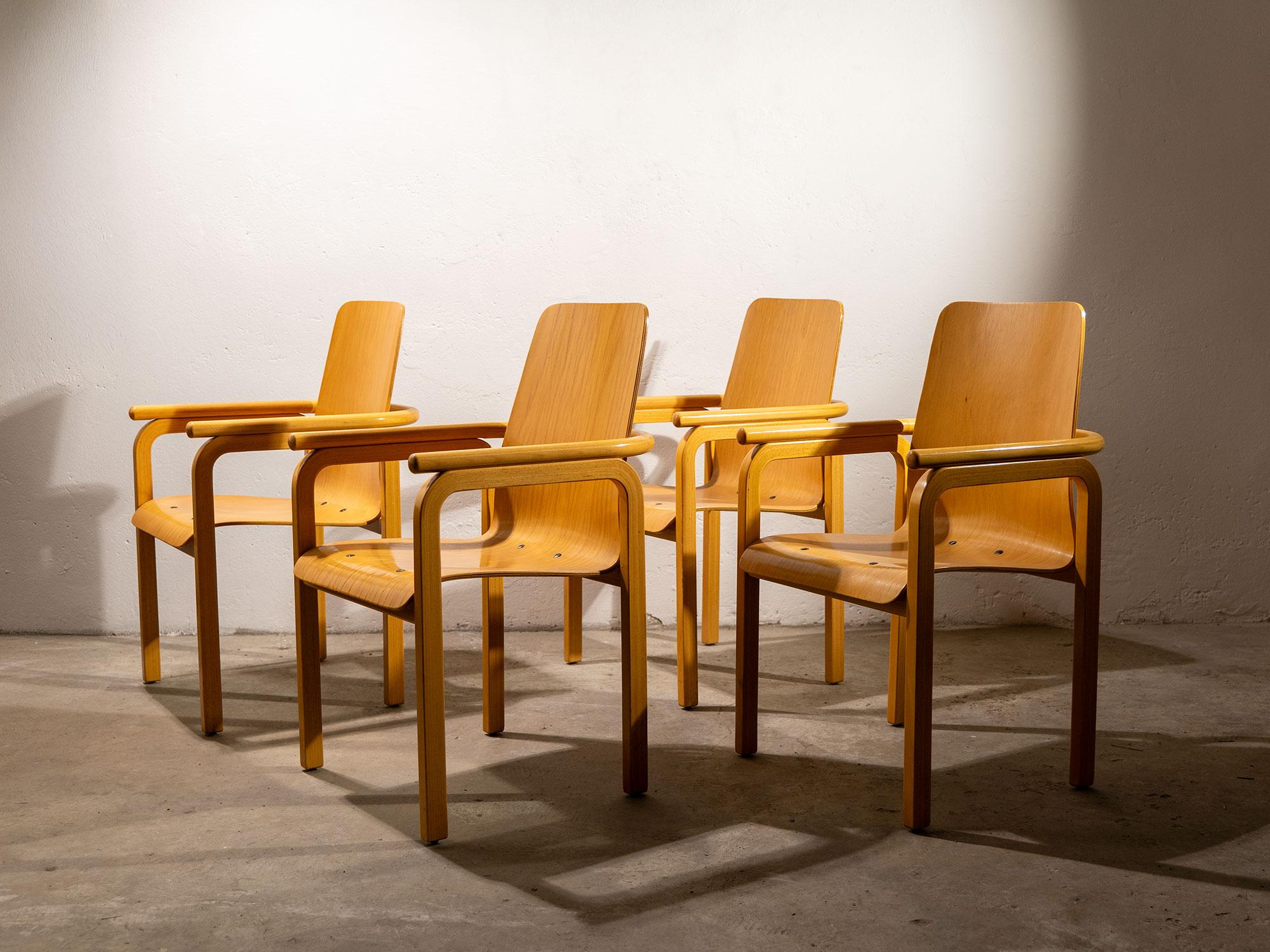 Italian Poltroncine in legno - anni '80 For Sale