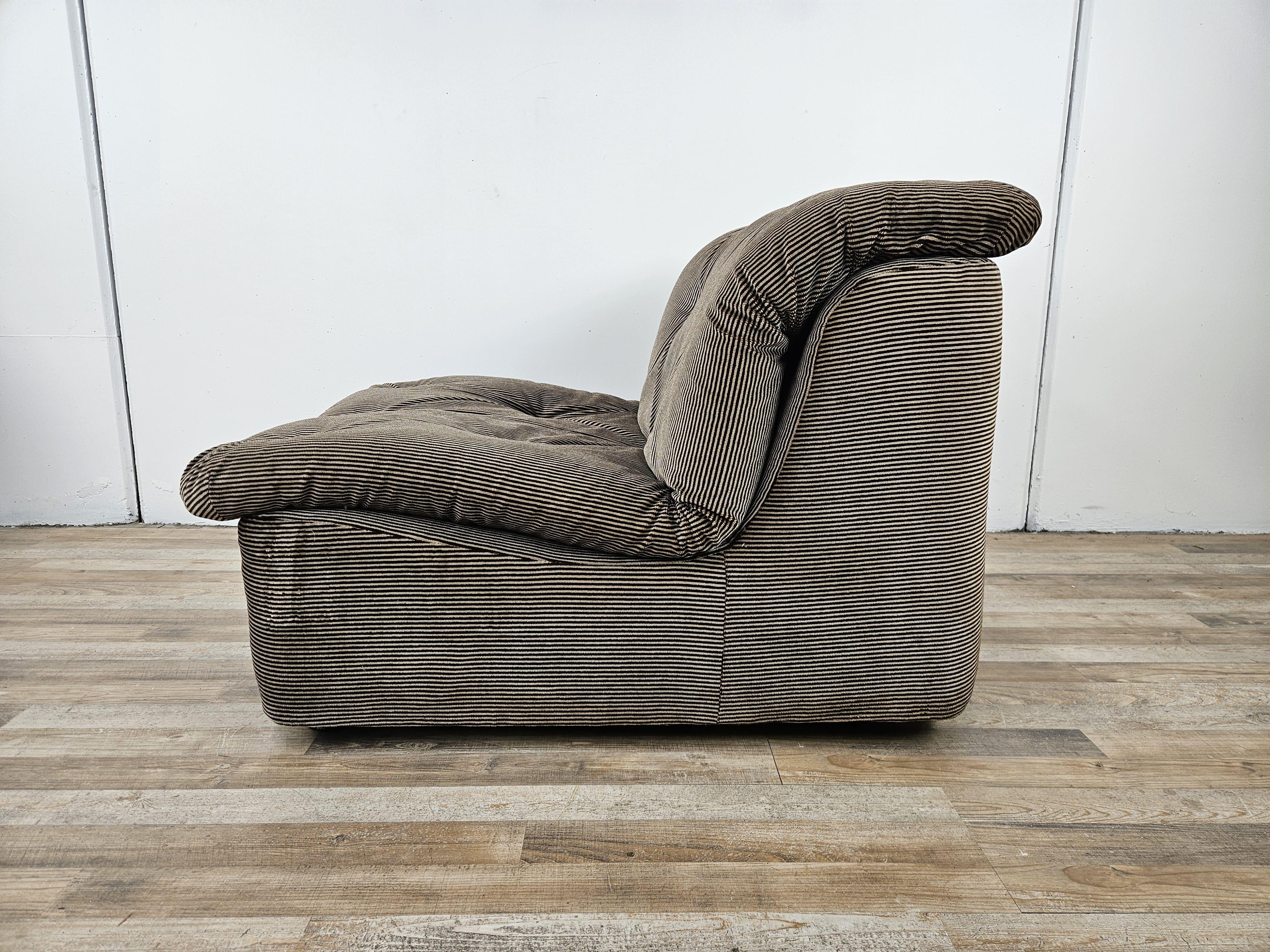 Fauteuils sectionnels italiens en tissu rayé de 1970 en vente 2