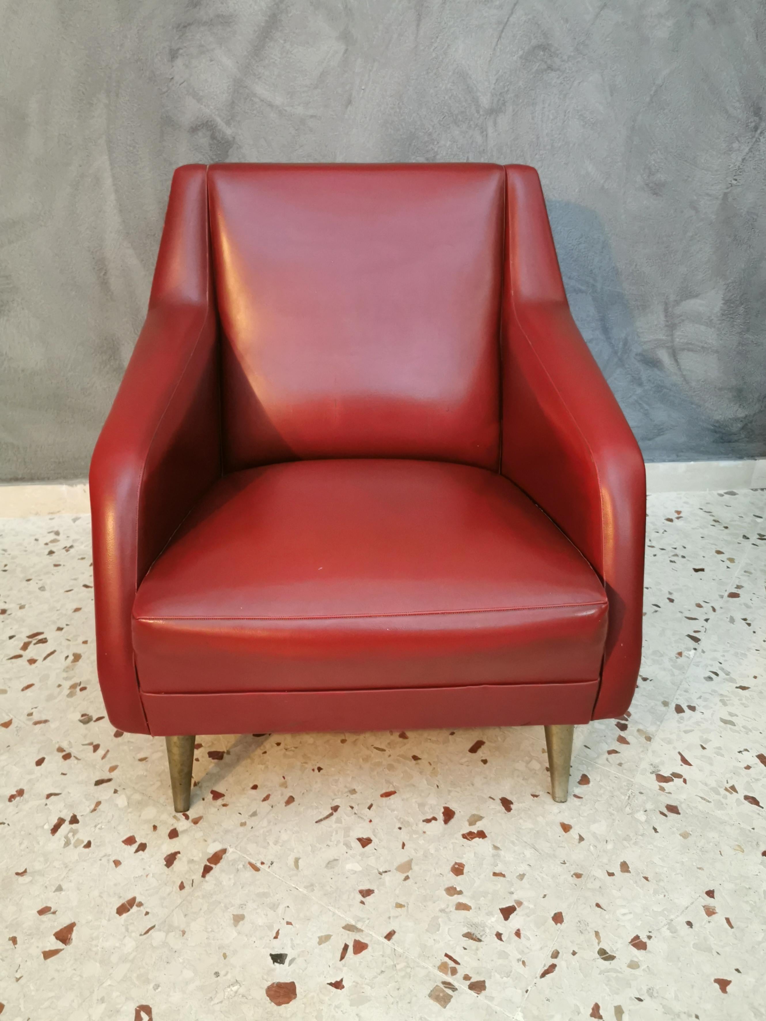 Mid Century Armchairs by Carlo de Carli in Red Eco-Leather, 1950s, Italy In Good Condition In Palermo, IT