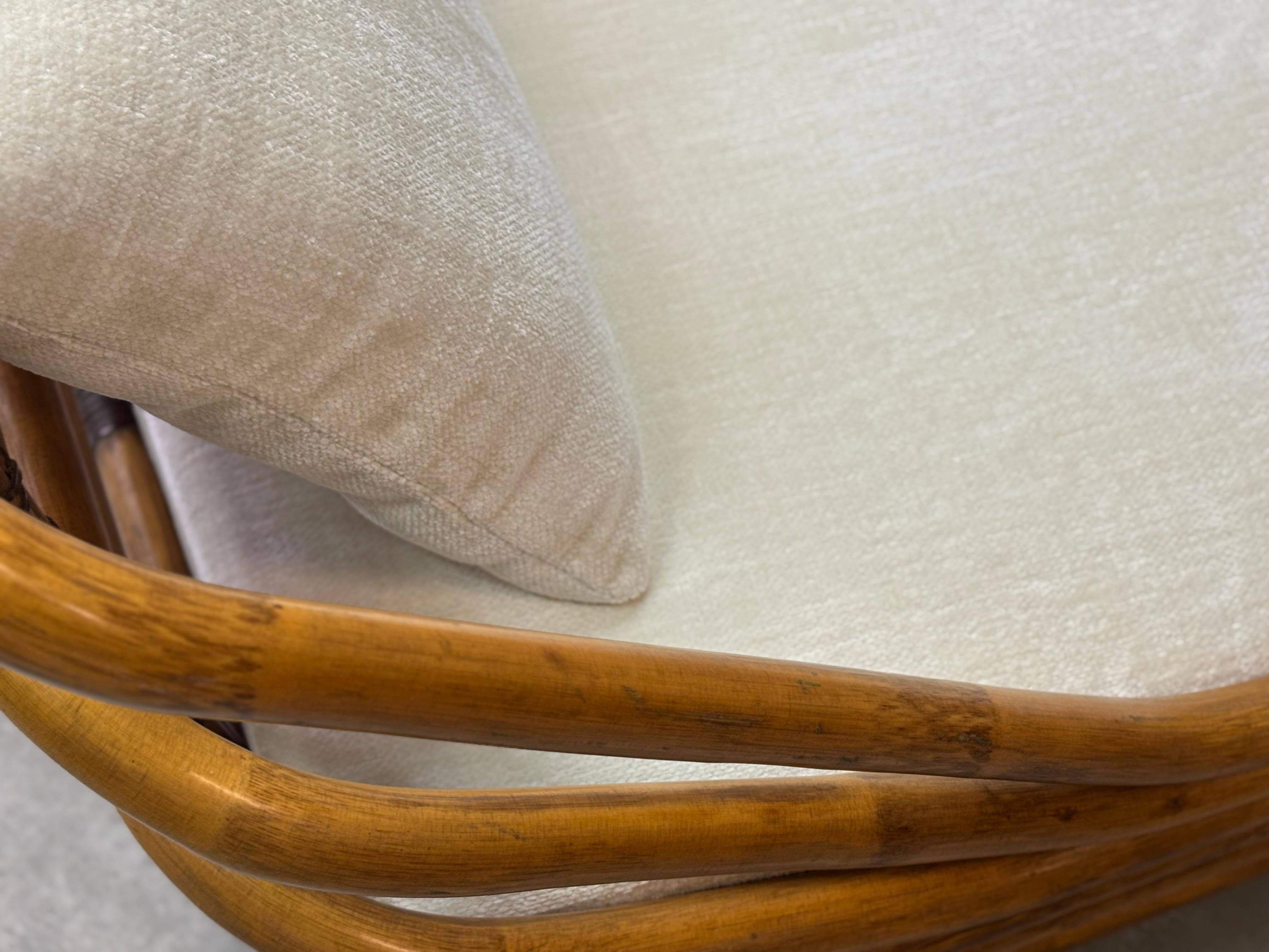 Sillones y mesa de mimbre, Southern Nurseries, 1970s, set de 3 en venta 1