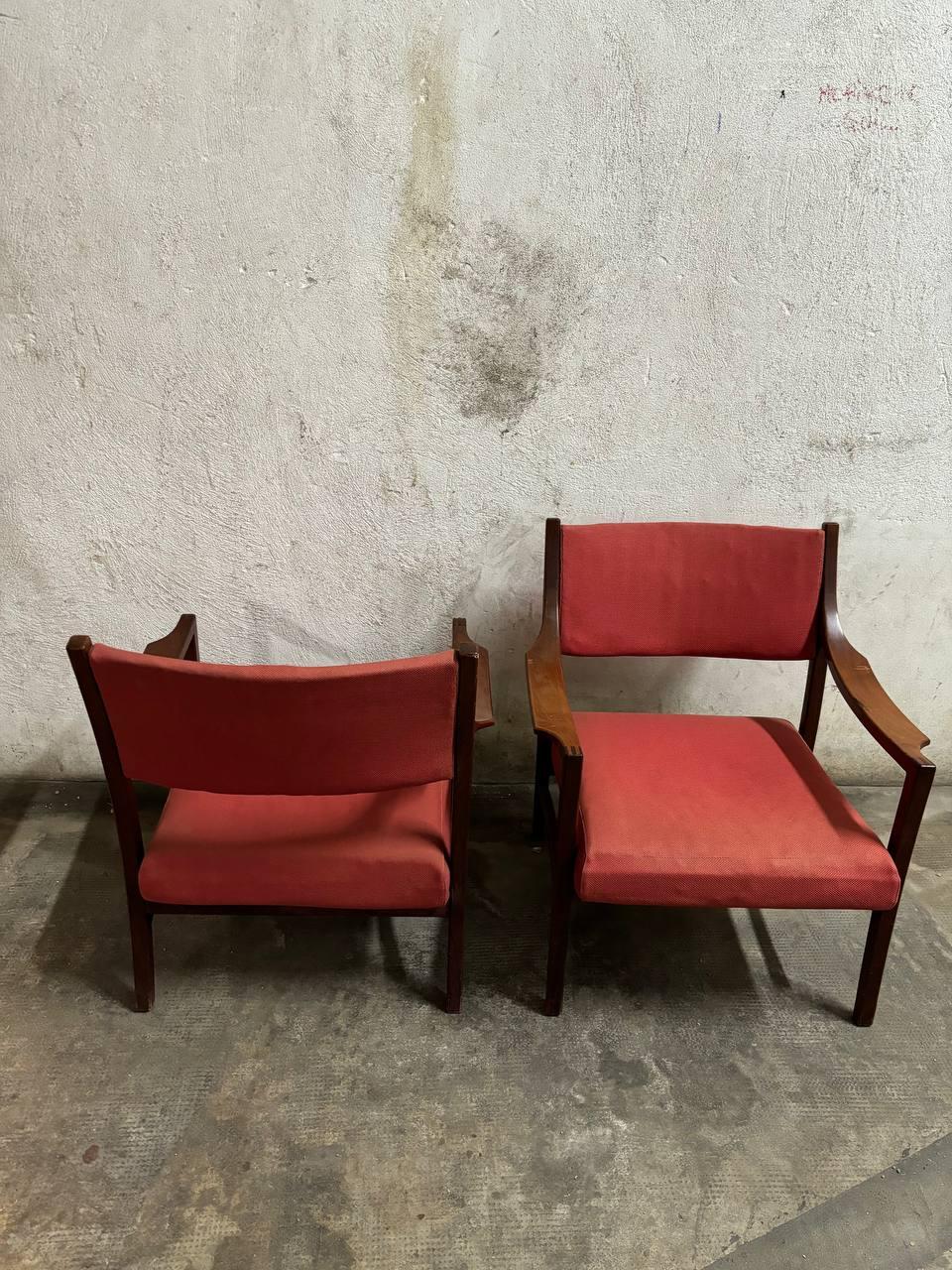 Fait main Fauteuils Ico Parisi pour Cassina (Attribué) - Acajou élégant, design du milieu du siècle en vente