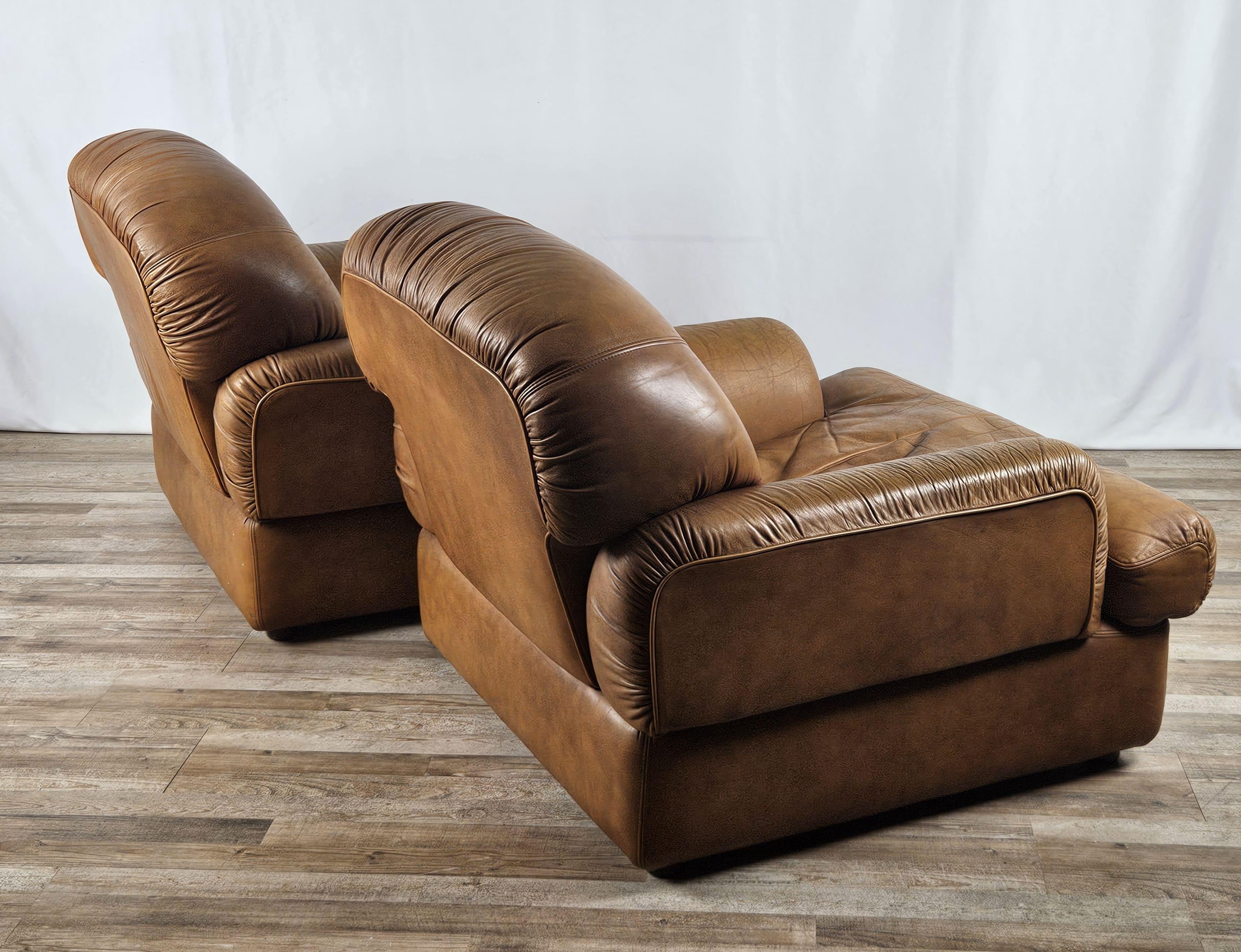 Mid-Century Modern Cognac leather 1970s armchairs by Estasis Salotti - Meda For Sale