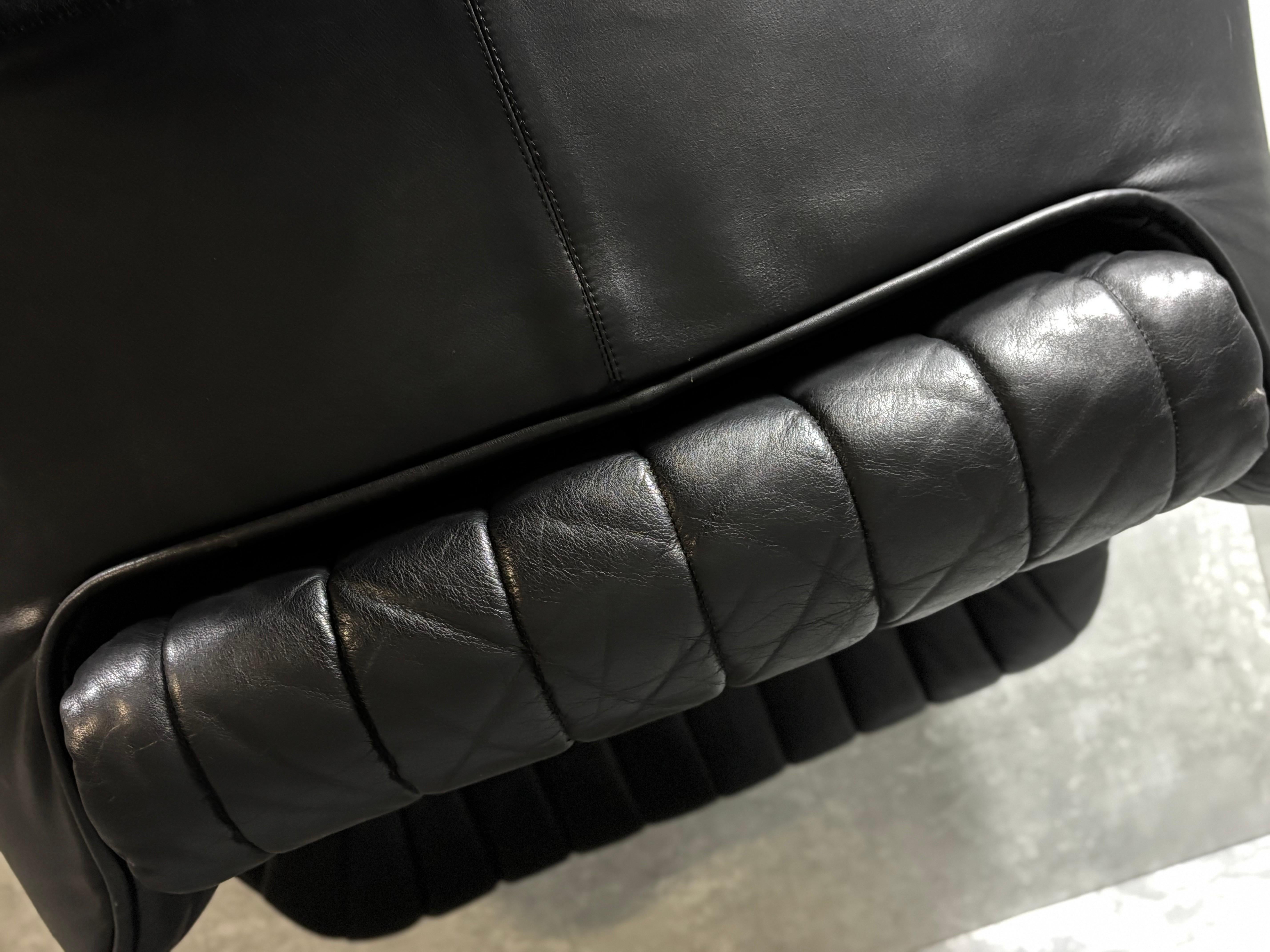 Poltrone in pelle originale ''Ciprea'' di Afra e Tobia Scarpa, Cassina, 1970s, 2 For Sale 1