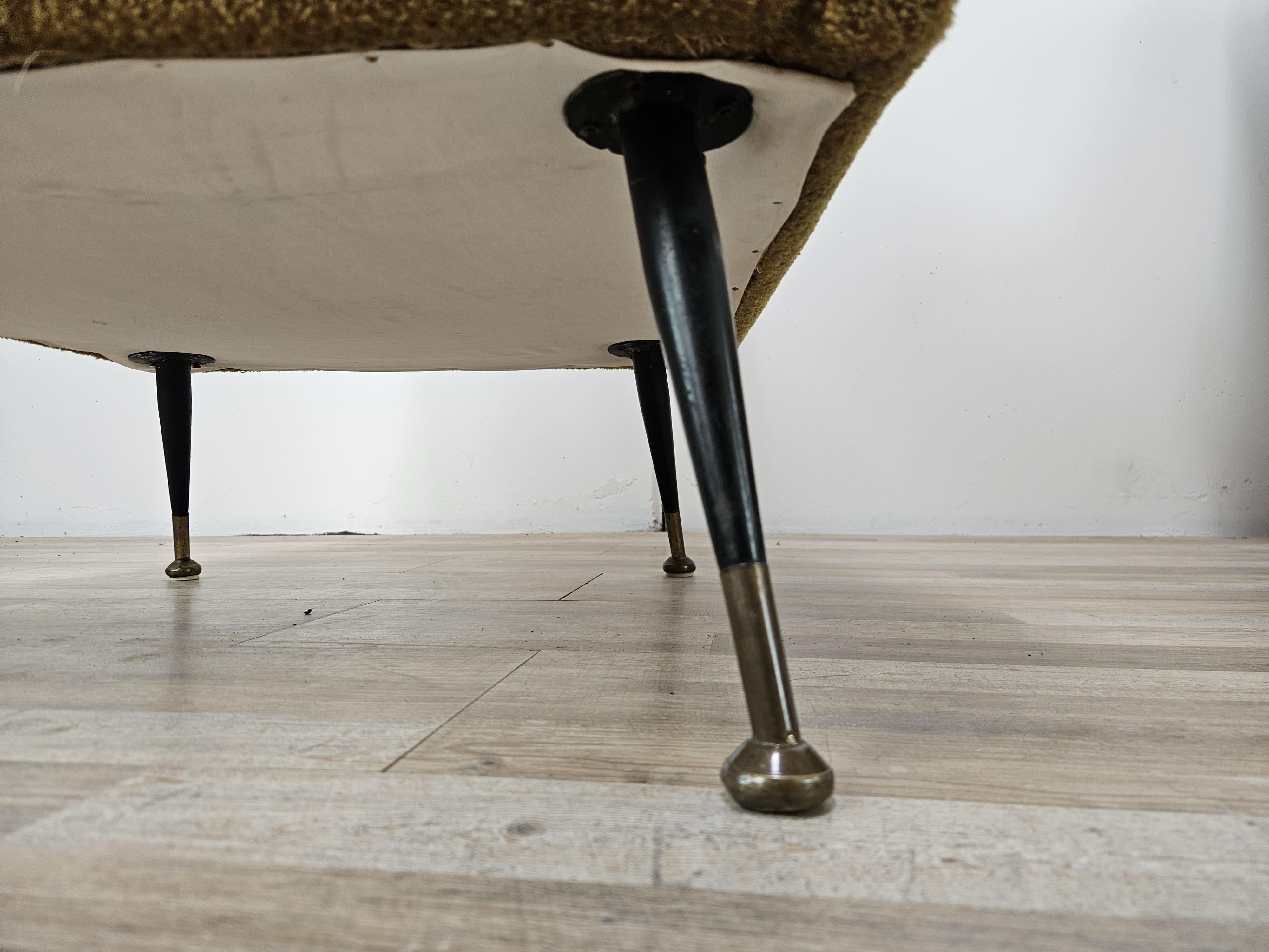Poltrone Mid Century in stoffa con piedi in ferro e legno, 1960 im Angebot 7