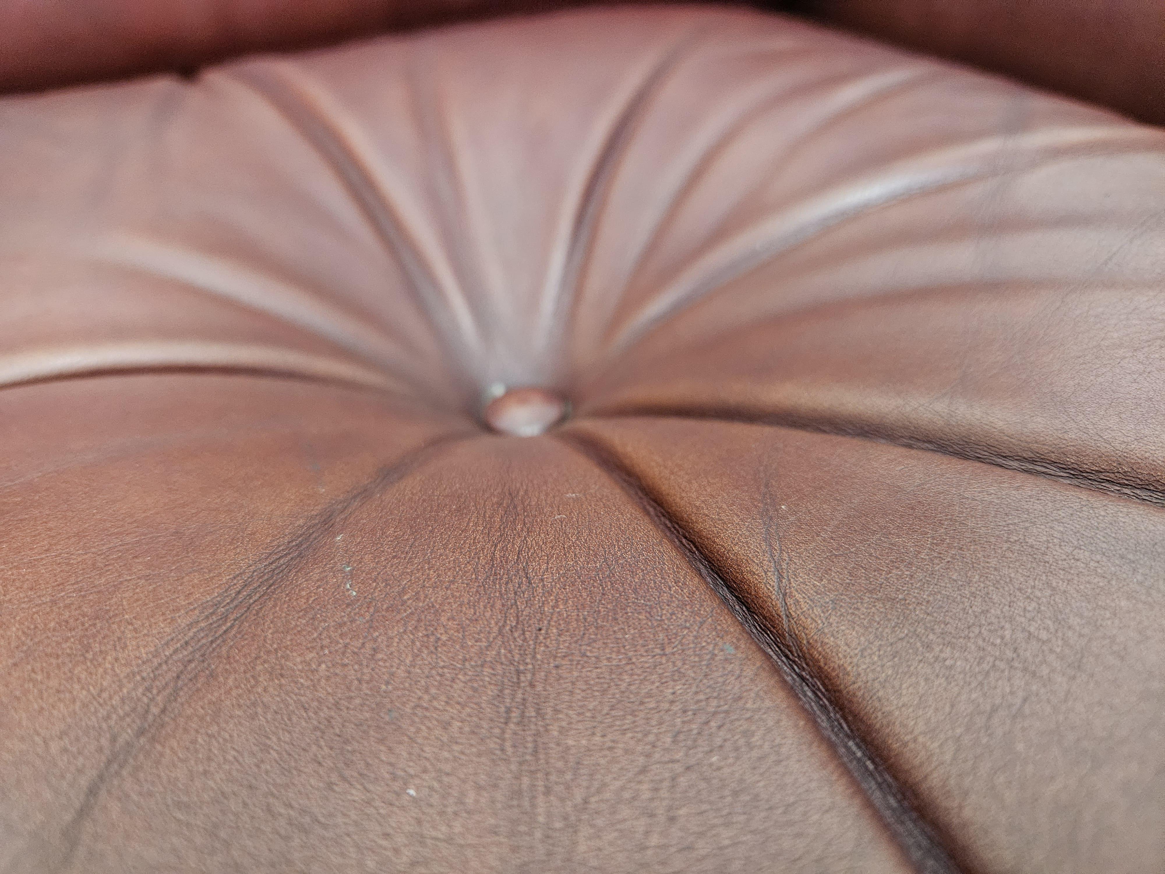 Sillones Sapporo de Mobilgirgi en cuero marrón de los años 70 en venta 6