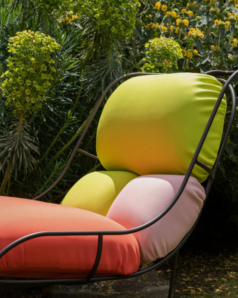 Poltronova PLASMA Sillón y reposapiés de Nigel Coates Metal en venta