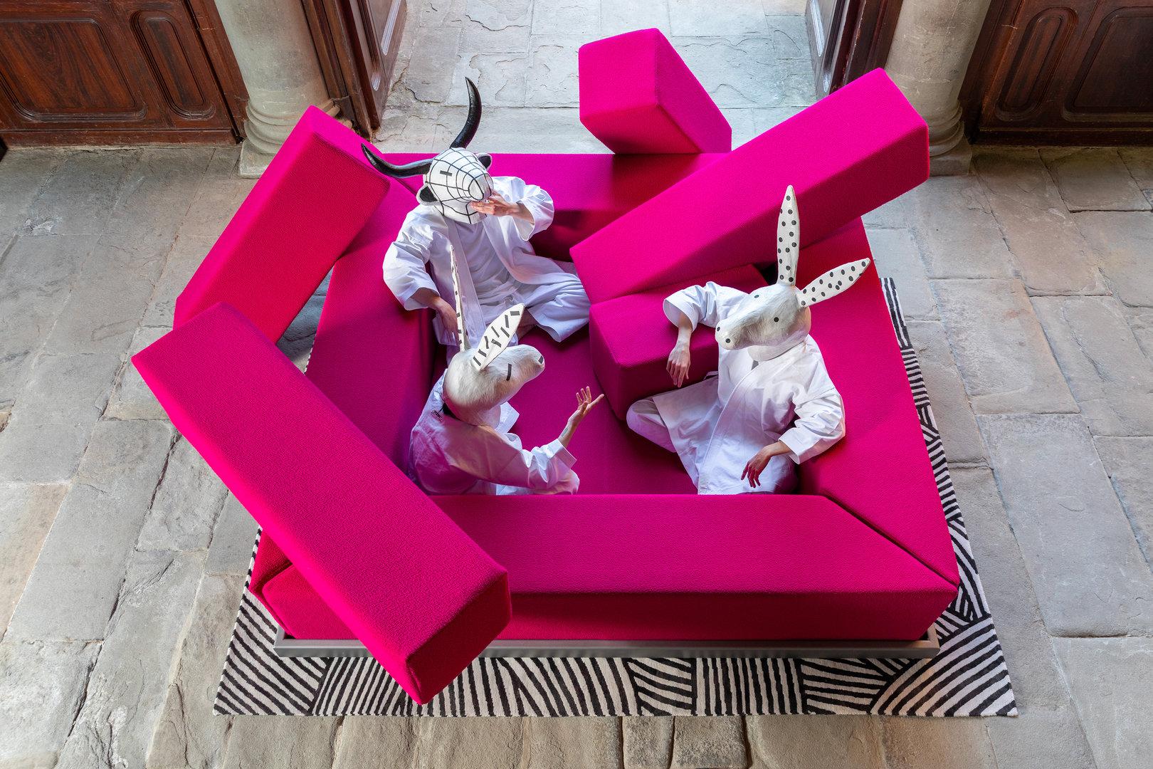 Sofá Poltronova RUMBLE en rosa de Gianni Pettena Lana en venta