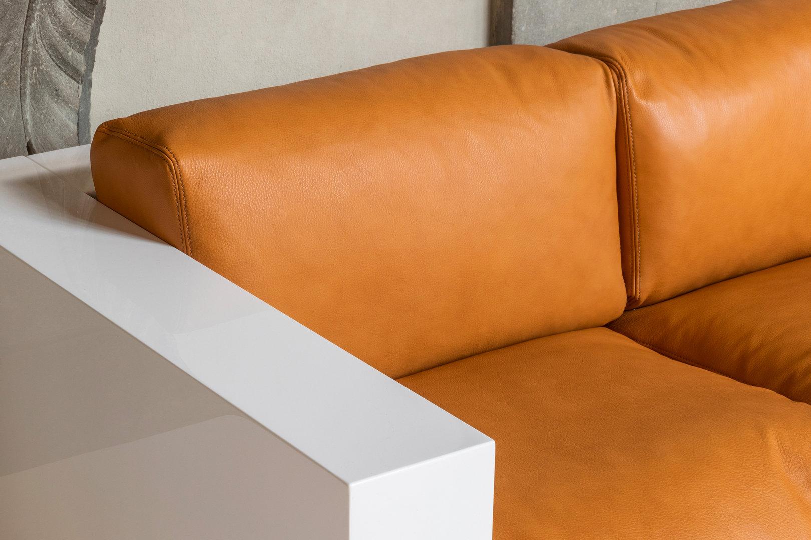Sofá pequeño Poltronova SARATOGA de Massimo and Lella Vignelli Siglo XXI y contemporáneo en venta