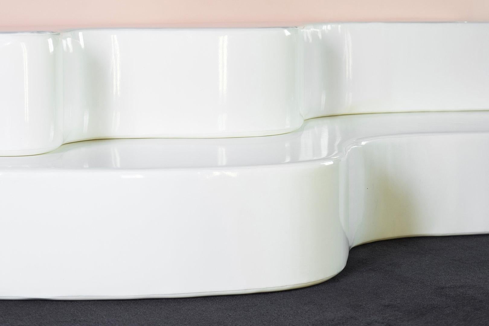 Poltronova SUPERONDA Dynamic Sofa in bianco di Archizoom Associati In condizioni Nuovo in vendita a Brooklyn, NY