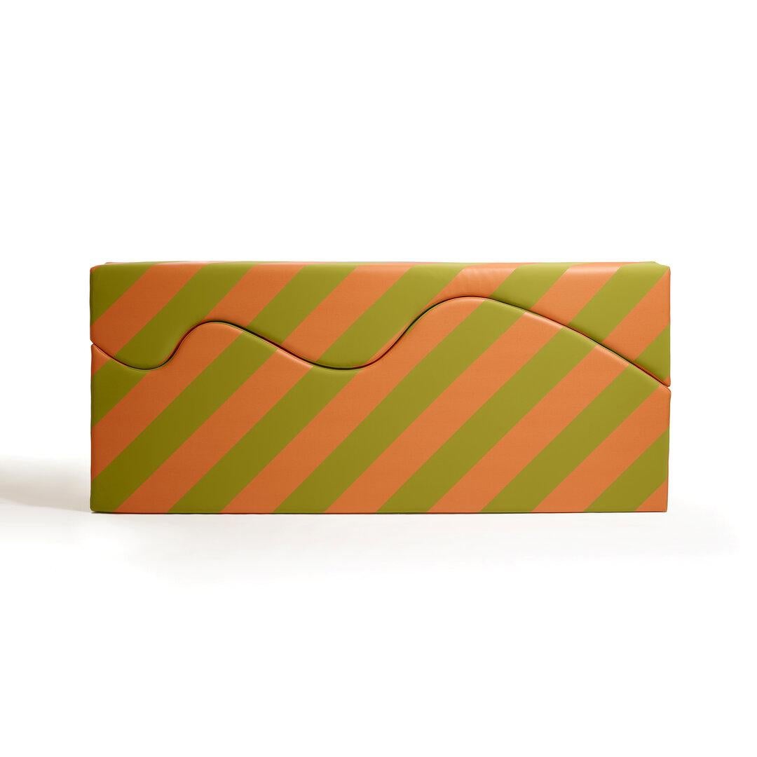Poltronova SUPERONDA STRIPES Dynamisches Sofa von Archizoom Associati im Angebot 1