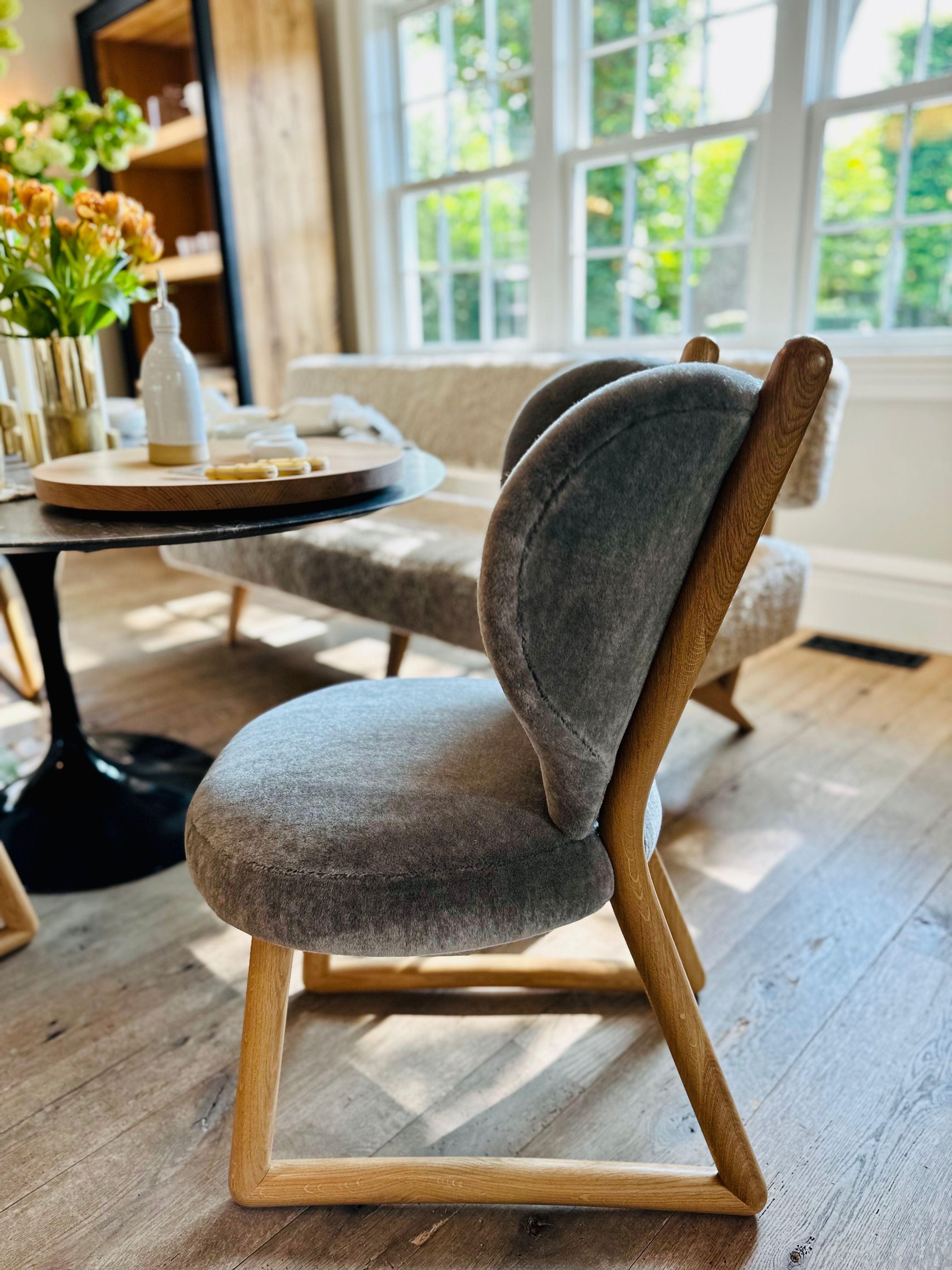 Polus 002 Chair in Ecorce Gray by Pierre Augustin Rose In New Condition For Sale In Sag Harbor, NY