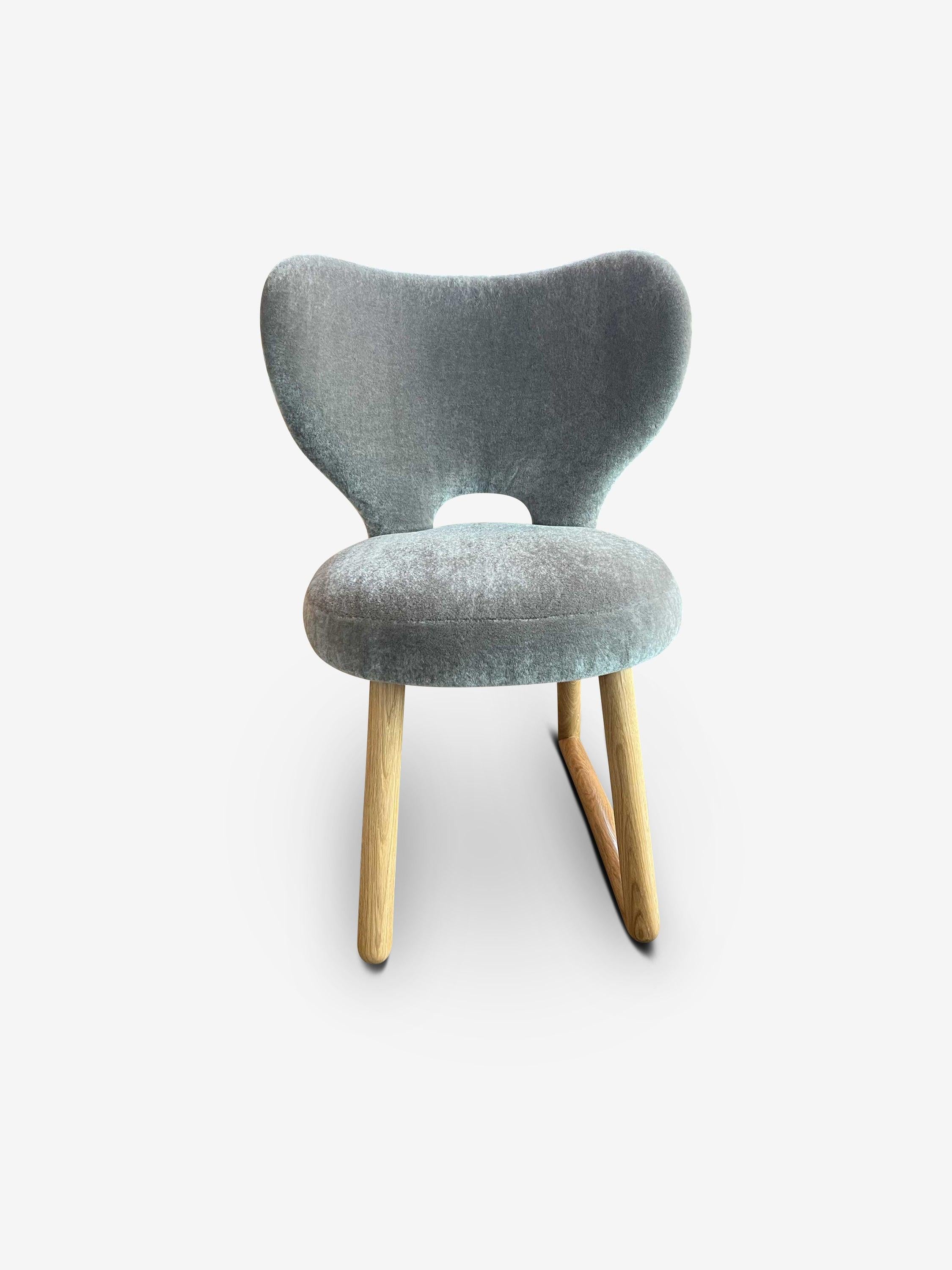 Polus 002 Chair in Ecorce Gray by Pierre Augustin Rose For Sale 2