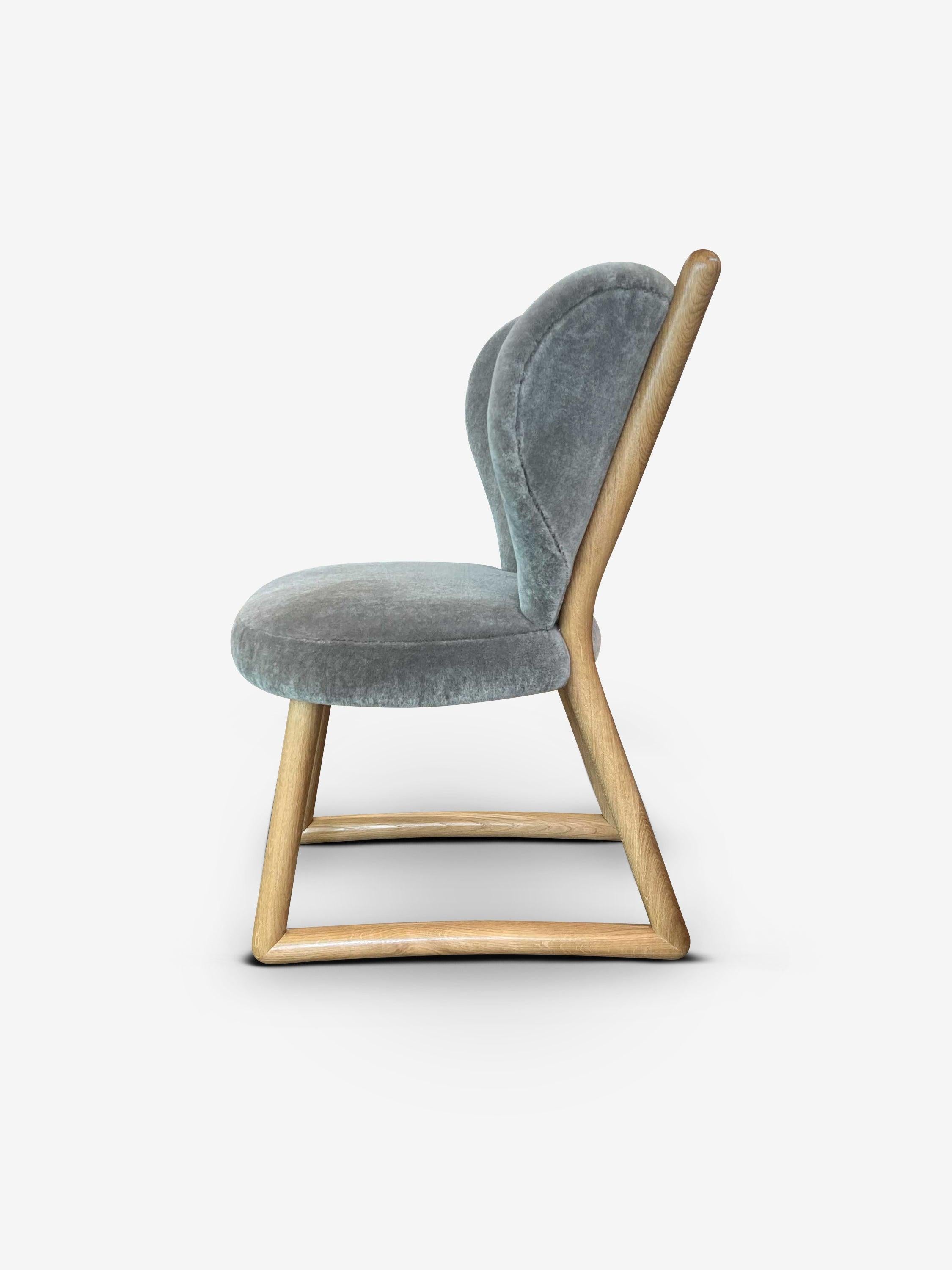 Polus 002 Chair in Ecorce Gray by Pierre Augustin Rose For Sale 3