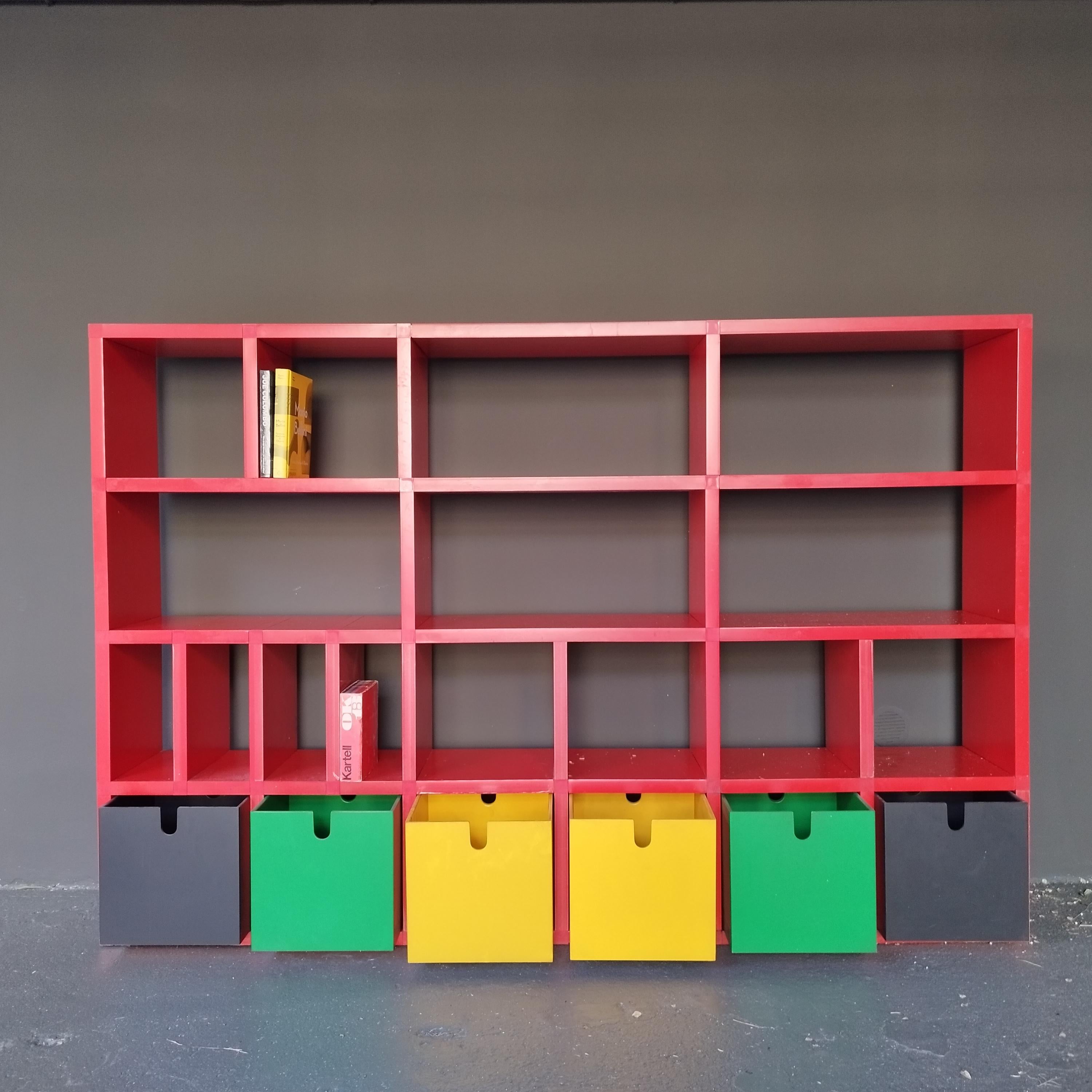 Bibliothèque modulaire Polvara de Giulio Polvara pour Kartell Excellent état - En vente à Milano, IT