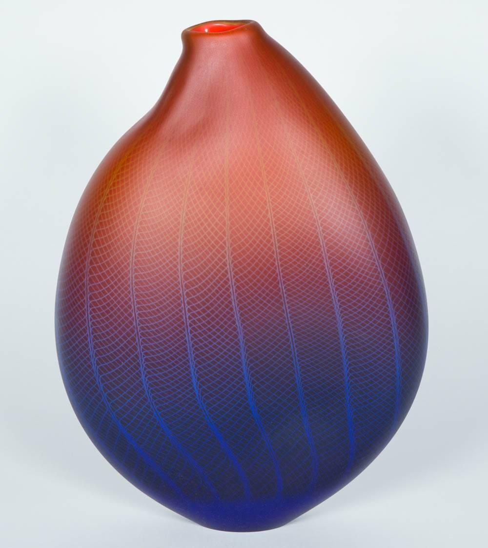 Hand-Crafted Polychromatic Interleave 005, a unique glass vessel in red & blue by Liam Reeves For Sale