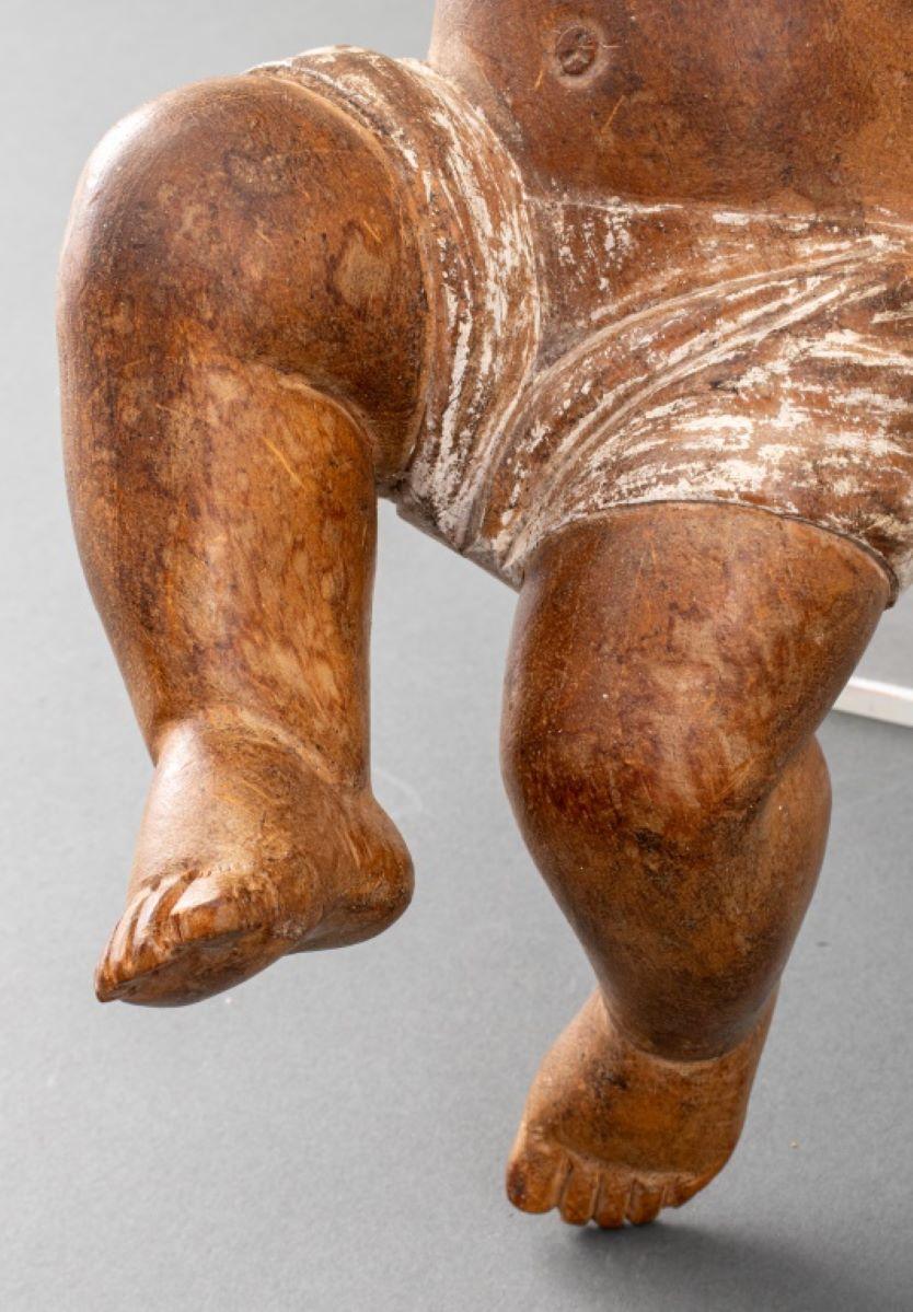 XX secolo Scultura di Gesù Bambino in legno scolpito in policromia in vendita