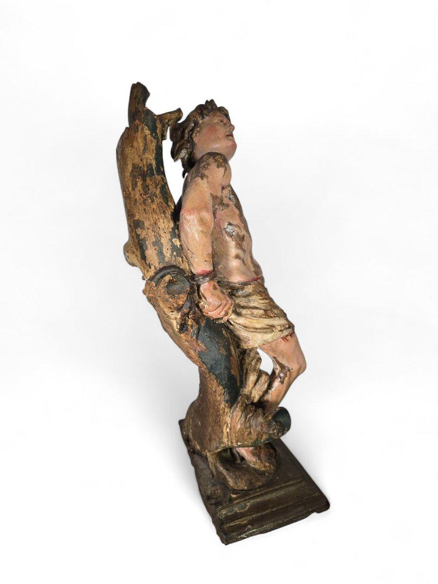 Espagnol Polychrome carved wooden sculpture of Saint Sebastian, late 16th century. JUAN D en vente