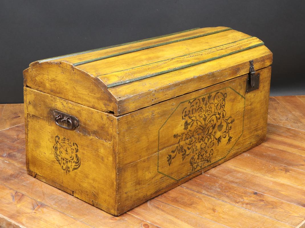 Early 20th Century Polychrome Chest For Sale