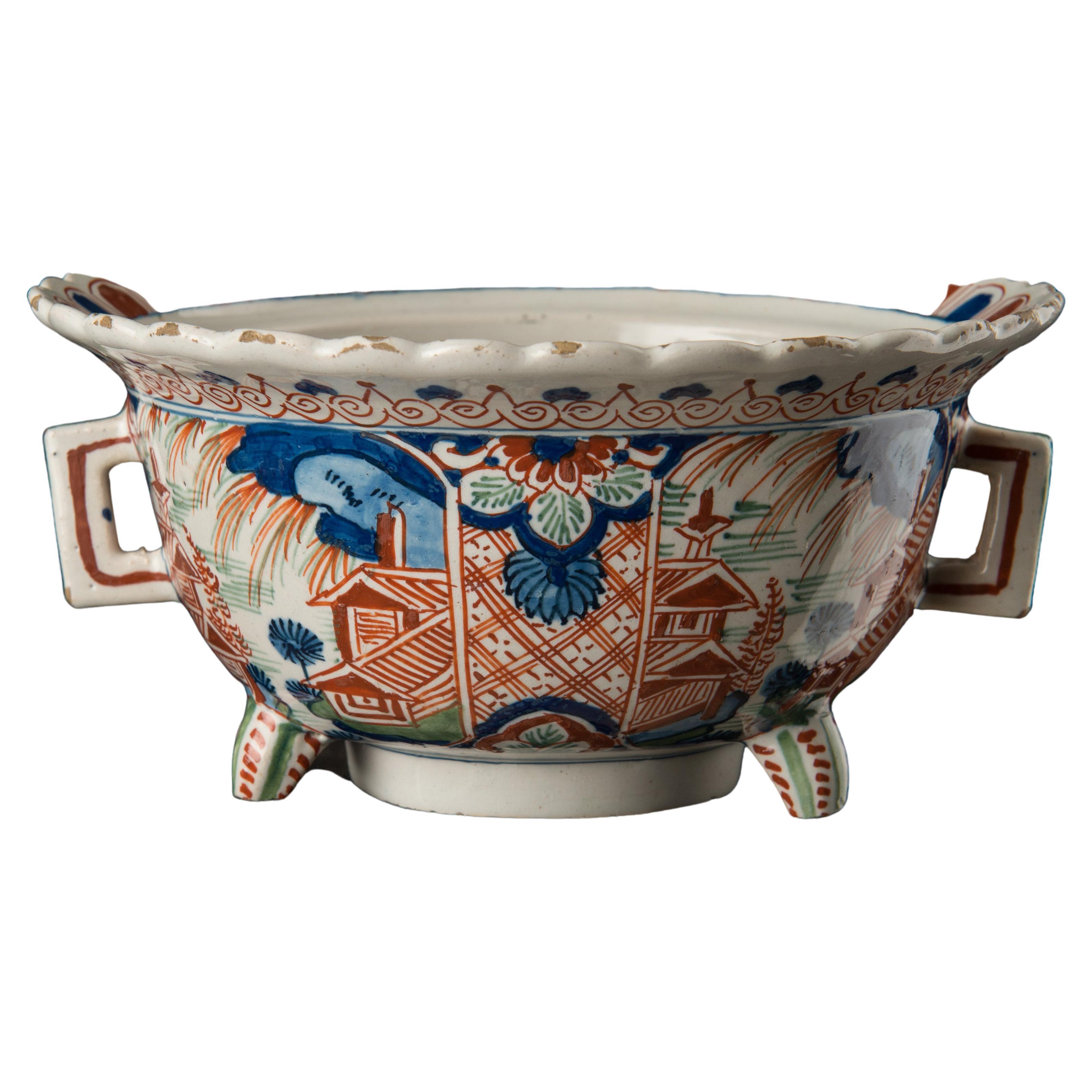 Polychrome Chinoiserie Bowl, Delft, 1710-1730 For Sale