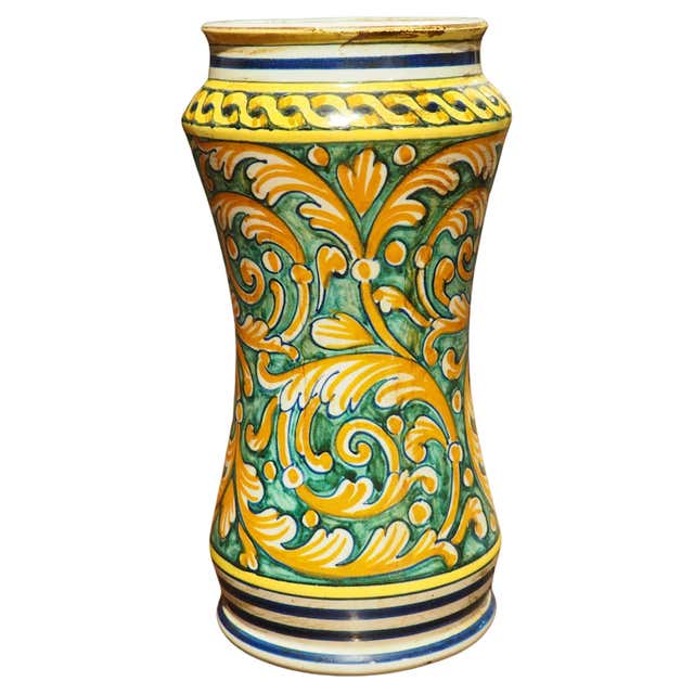 Albarelli Pair of 18th Century Italian Albarelli Jars For Sale at 1stDibs