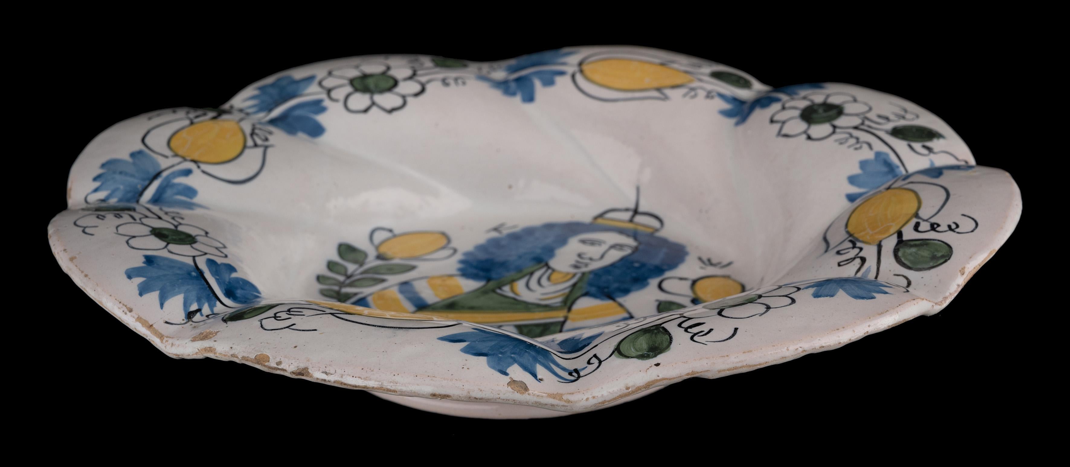 Glazed Polychrome lobed dish with King William III Delft, circa 1690 For Sale